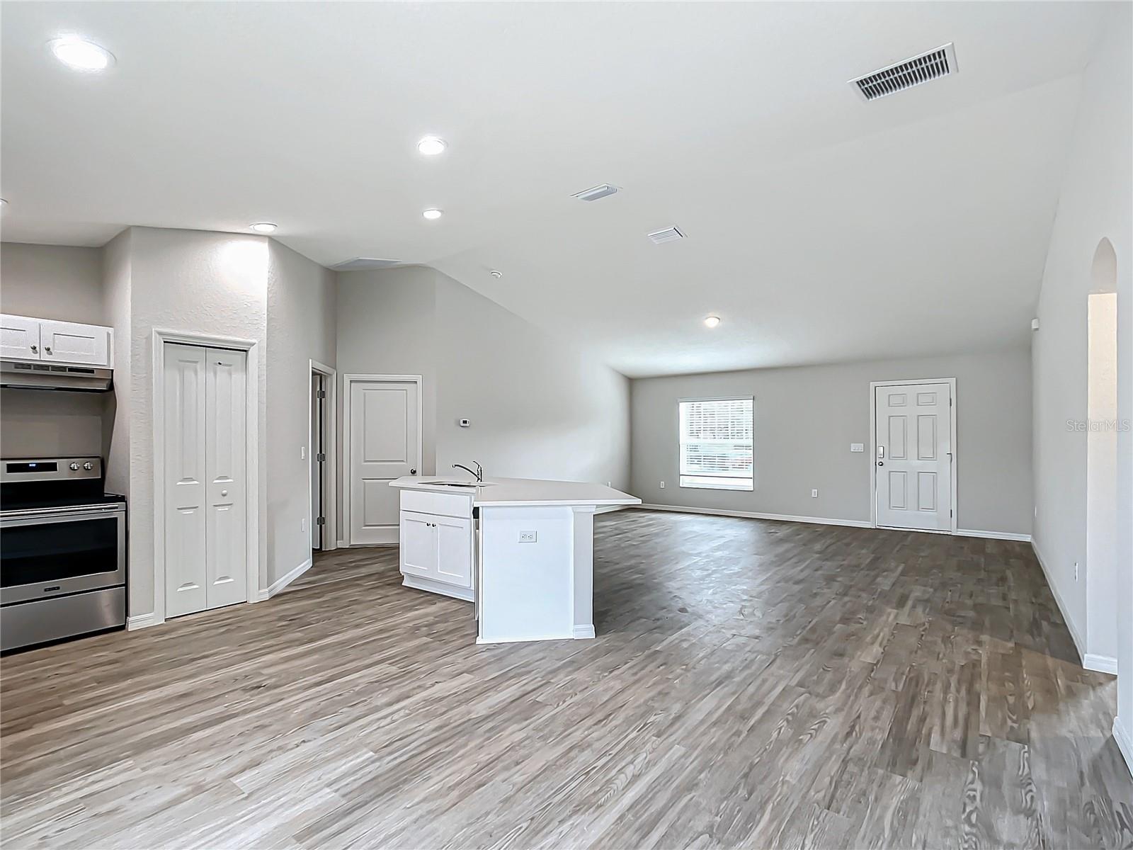12063 89th, Belleview, FL 34420