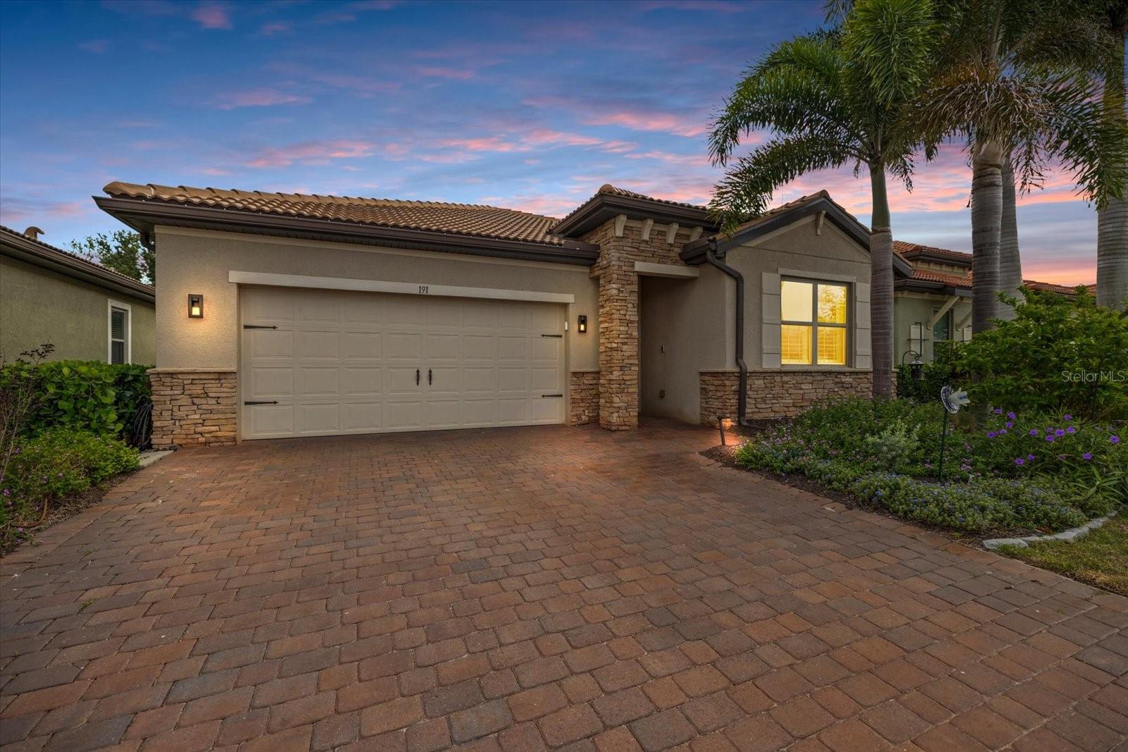 191 Maraviya, North Venice, FL 34275
