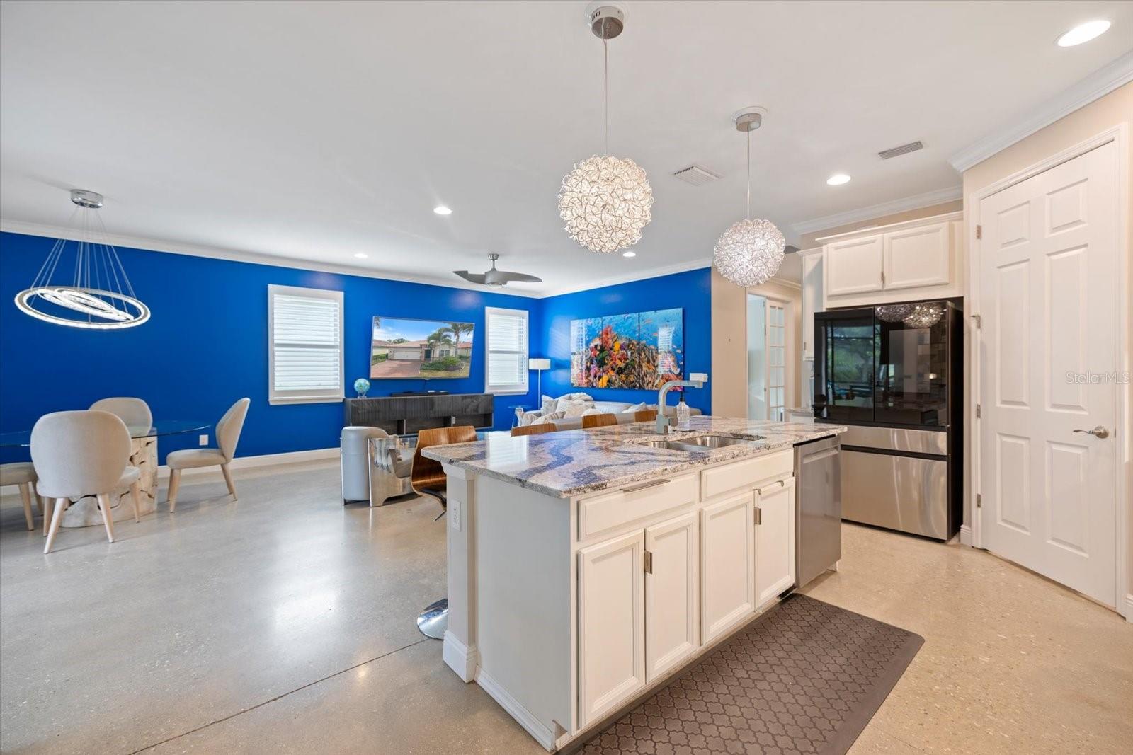 191 Maraviya, North Venice, FL 34275