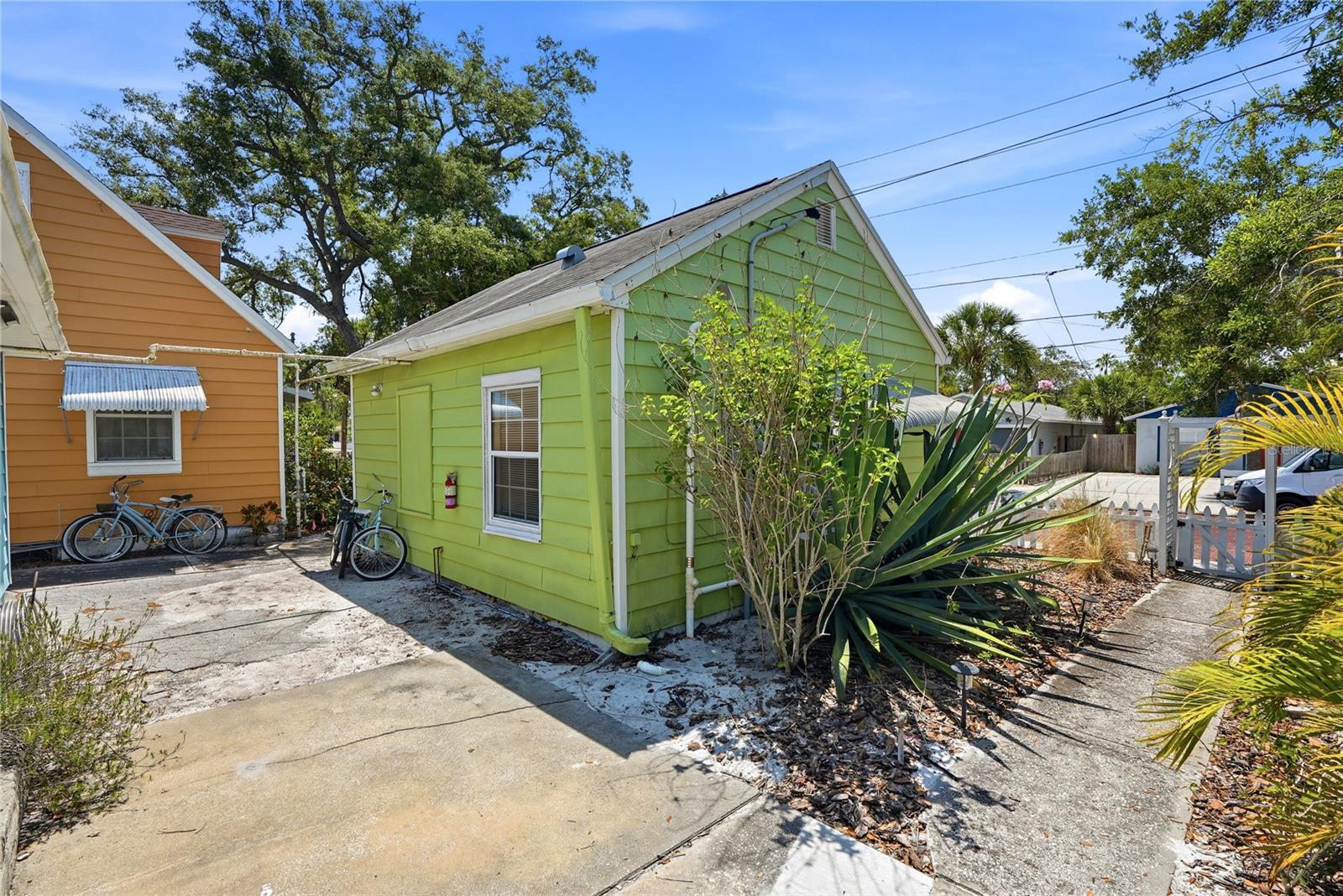 5407 29th, Gulfport, FL 33707