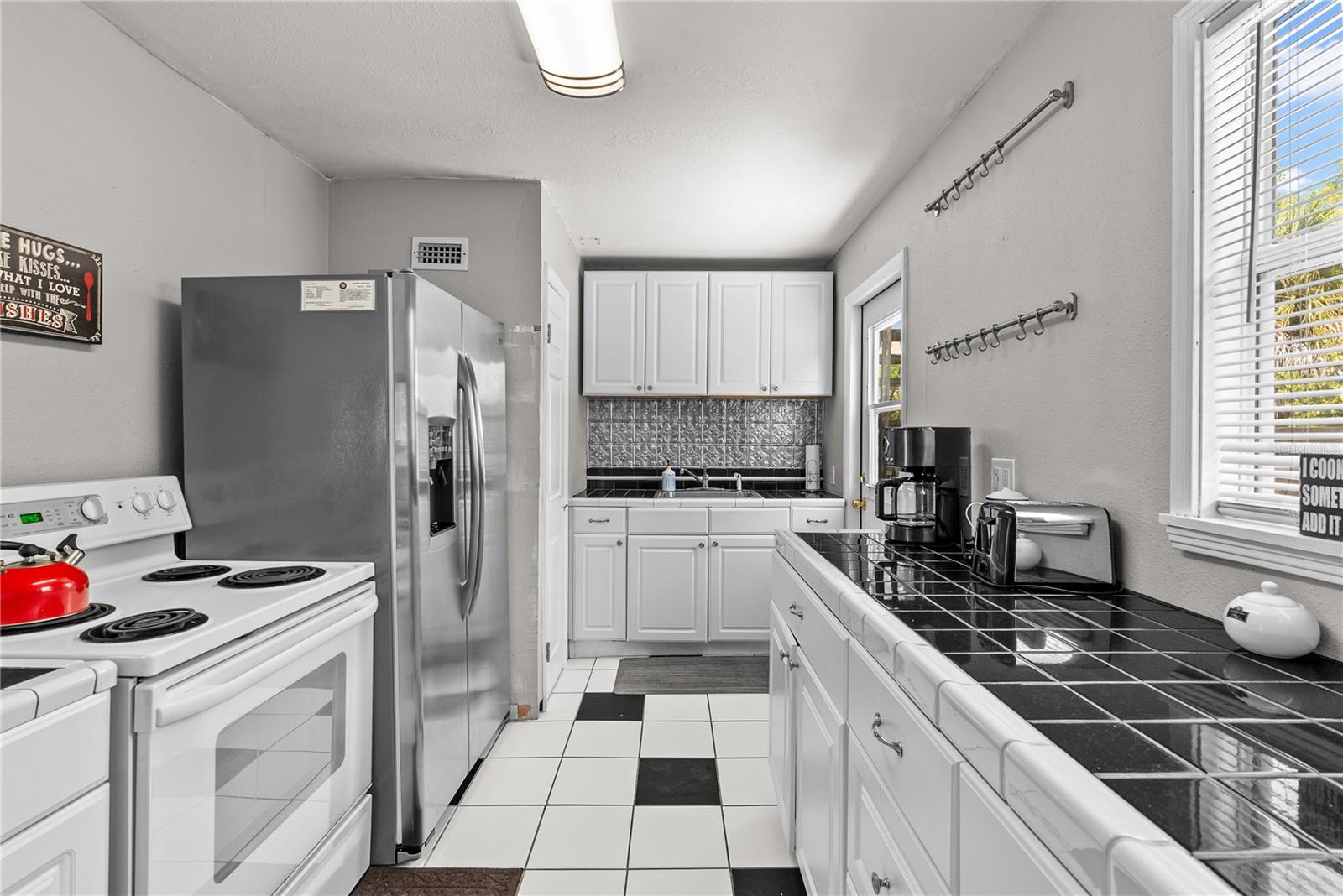 5407 29th, Gulfport, FL 33707