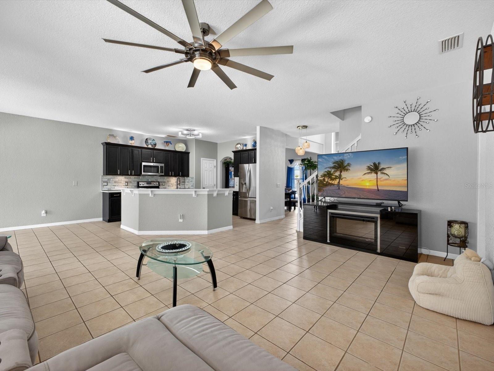 2596 Sand Hill Point, Davenport, FL 33837