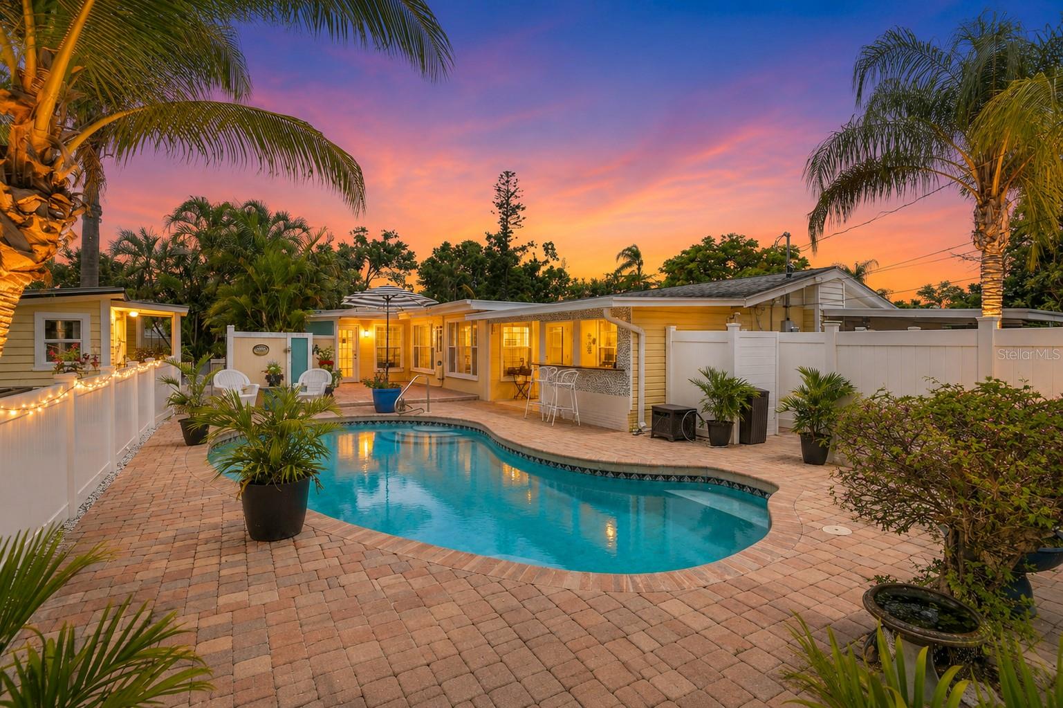 2403 Vermont, Bradenton, FL 34208