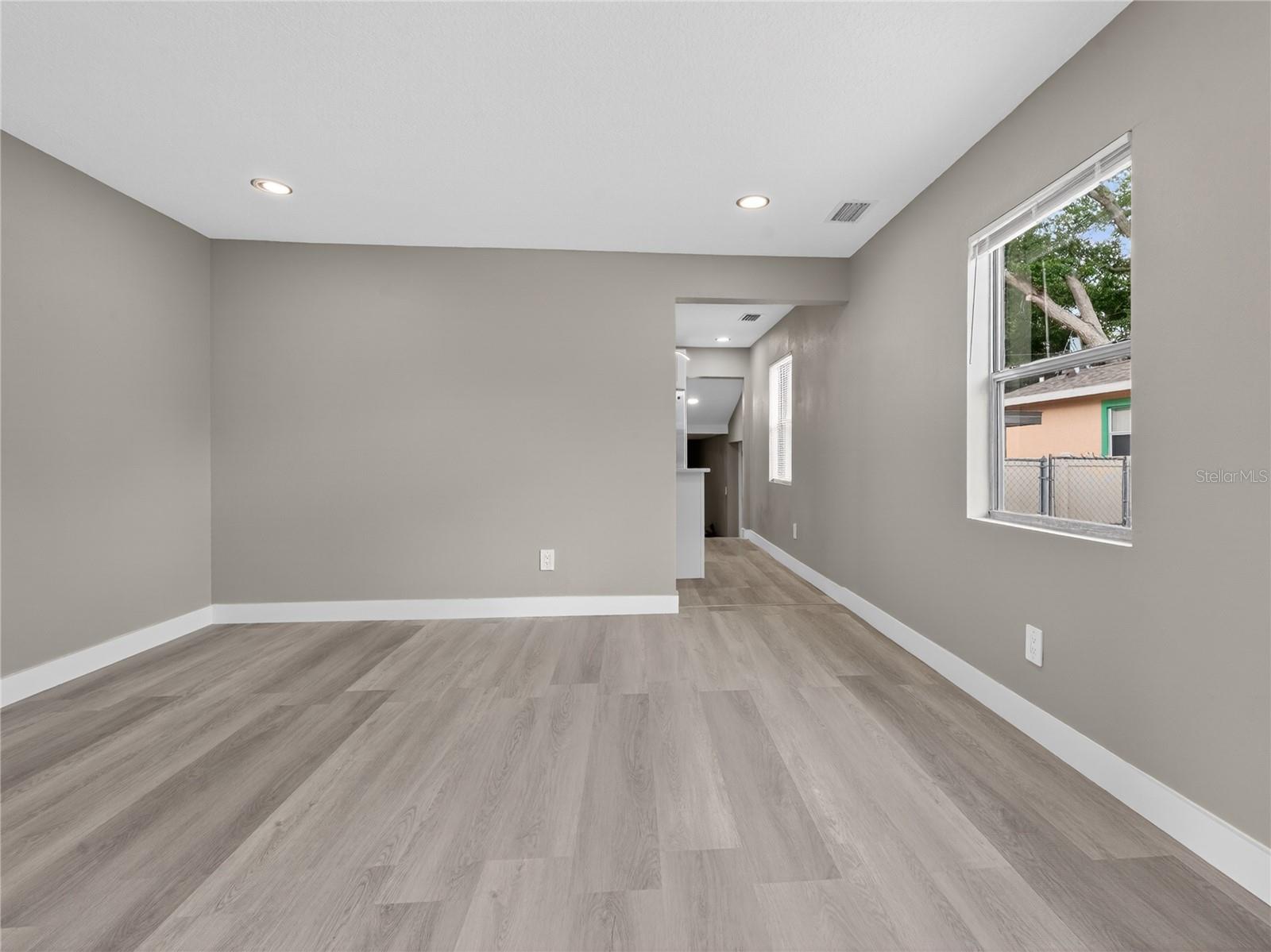 1900 25th, St Petersburg, FL 33712