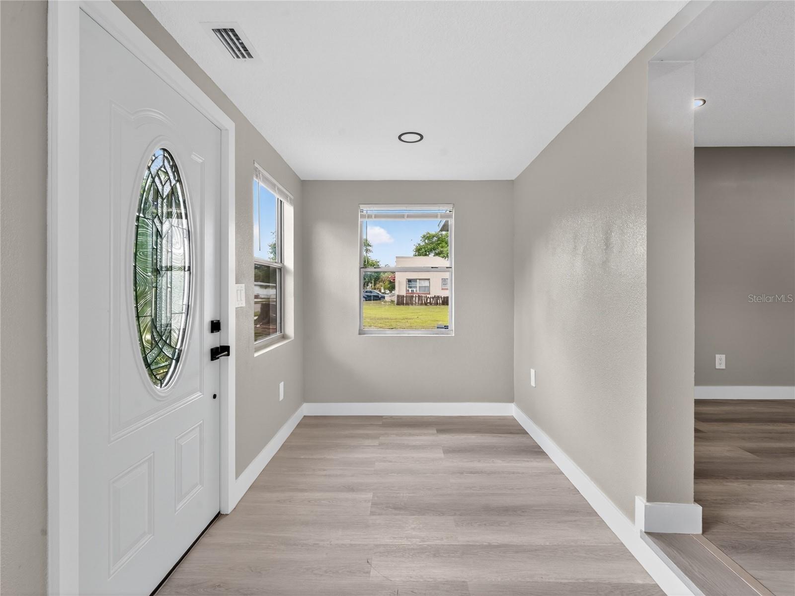 1900 25th, St Petersburg, FL 33712