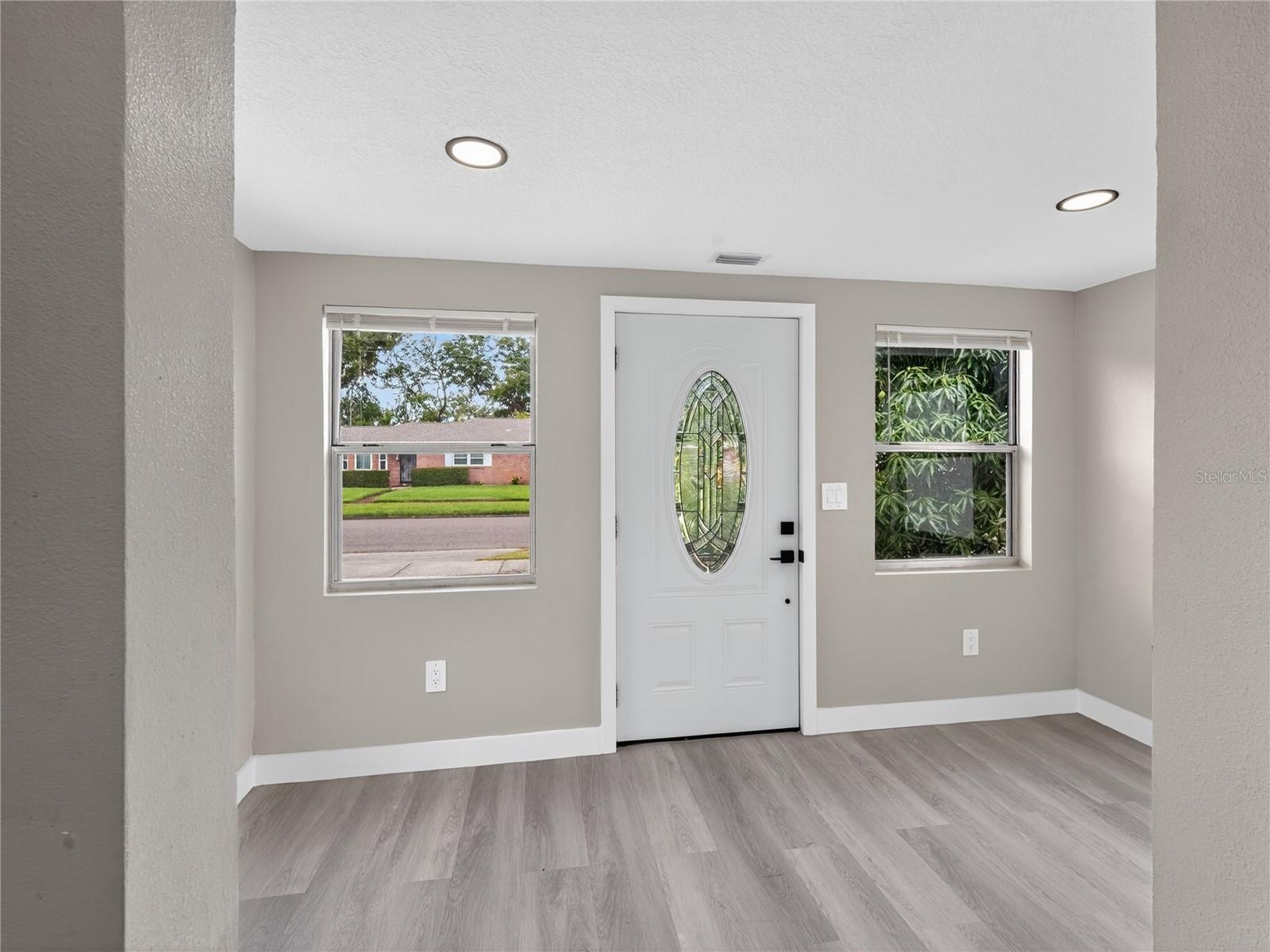 1900 25th, St Petersburg, FL 33712