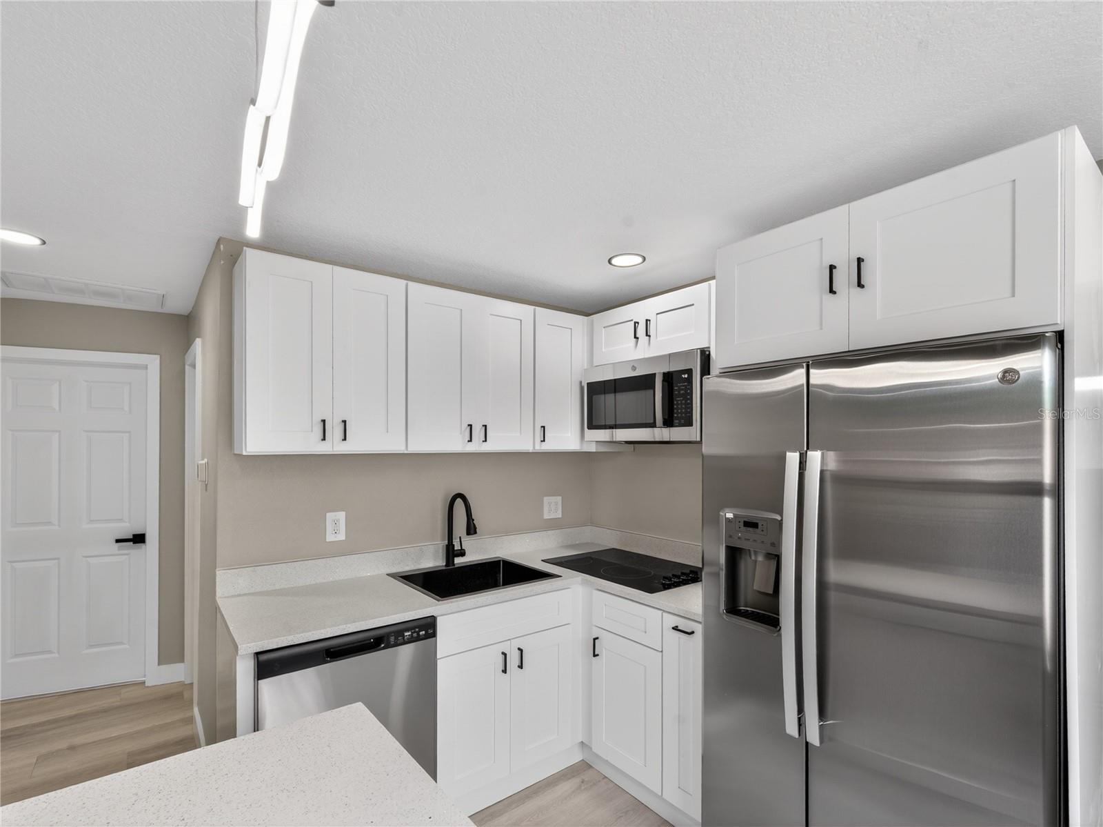 1900 25th, St Petersburg, FL 33712