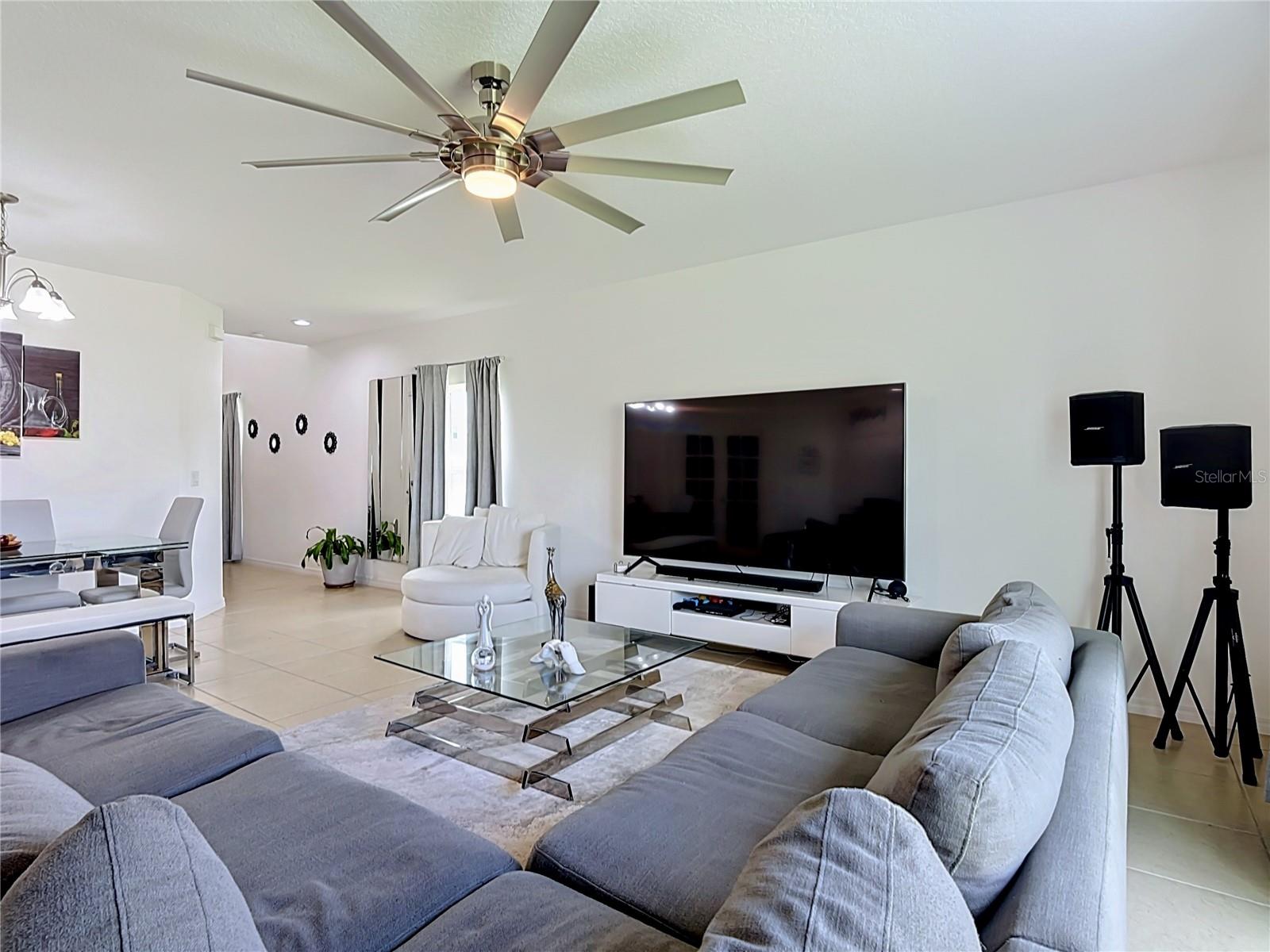938 Anna, Davenport, FL 33837