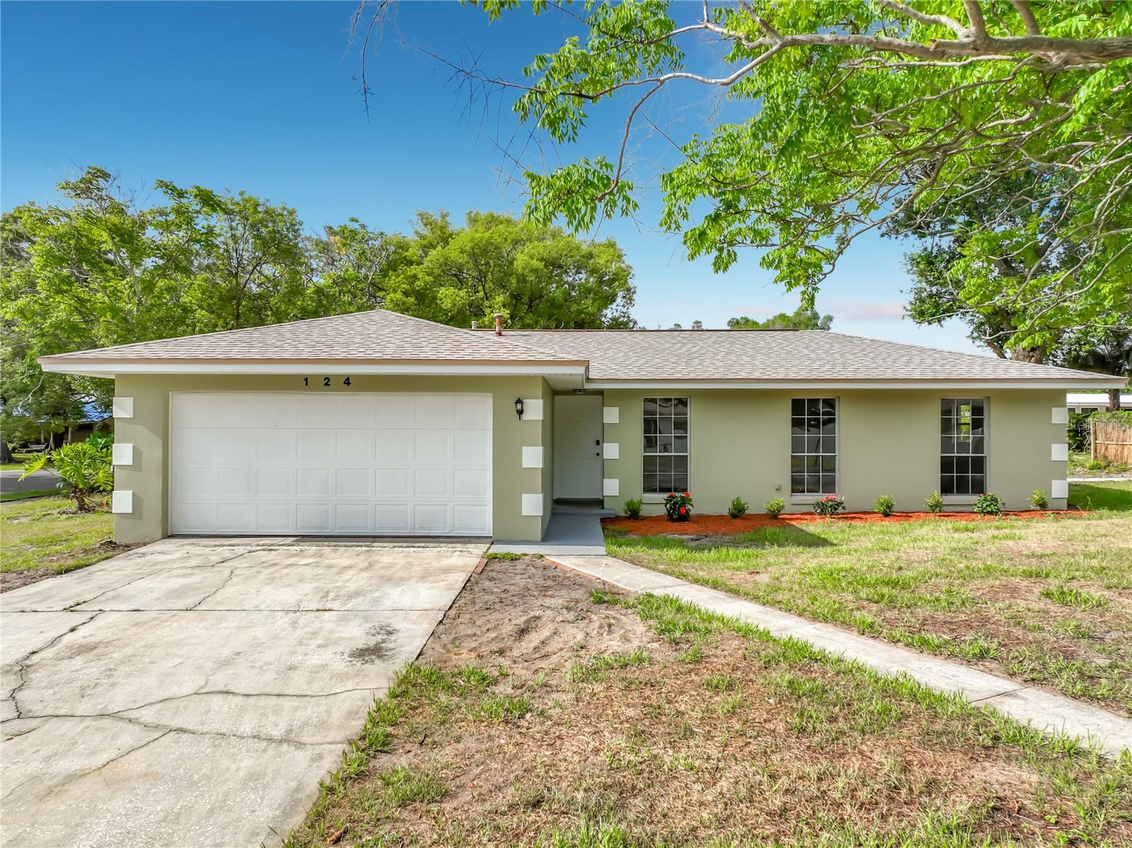 124 Hollyhock, Altamonte Springs, FL 32701