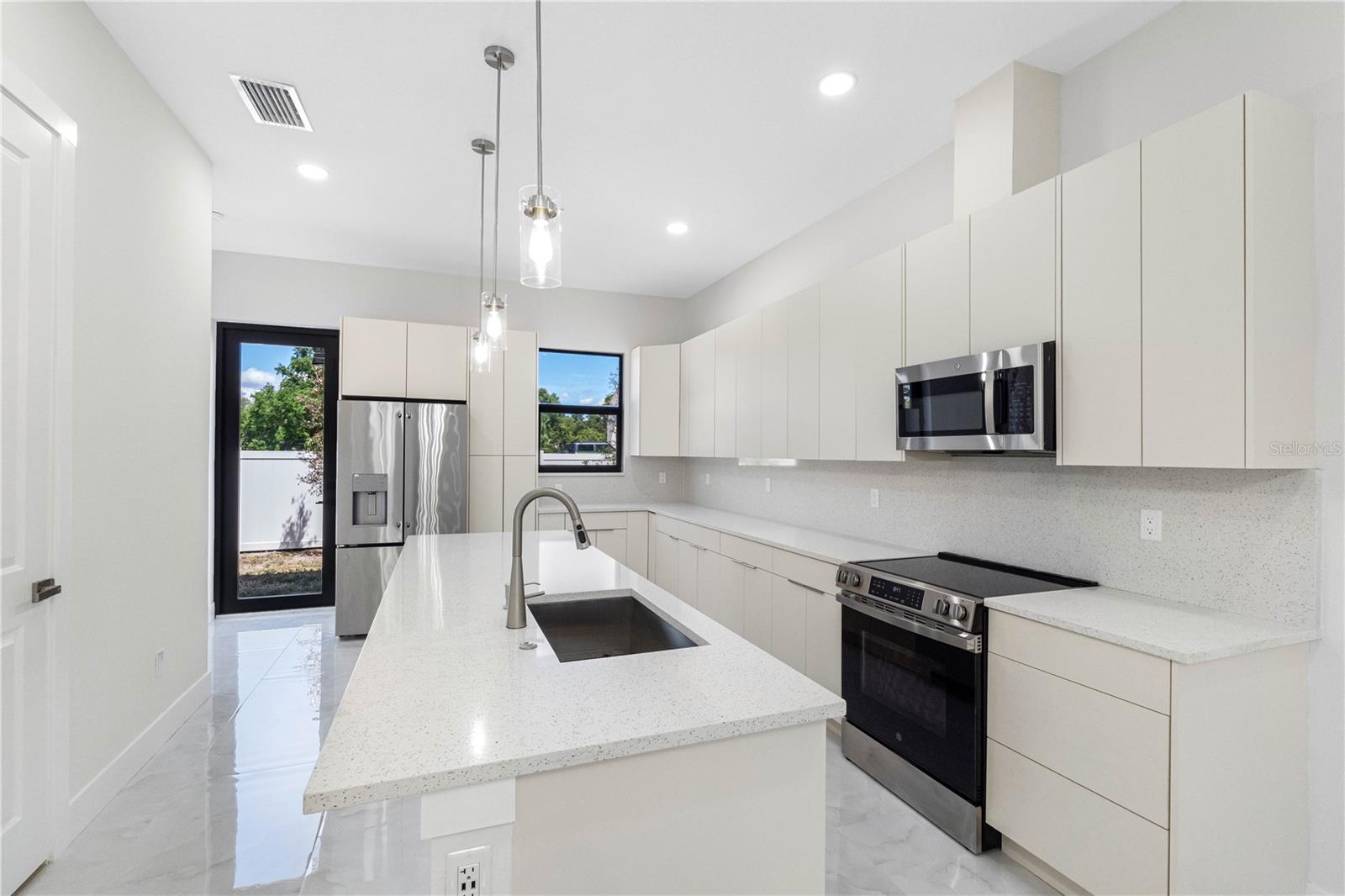 7015 Central Unit Unit C, Tampa, FL 33604
