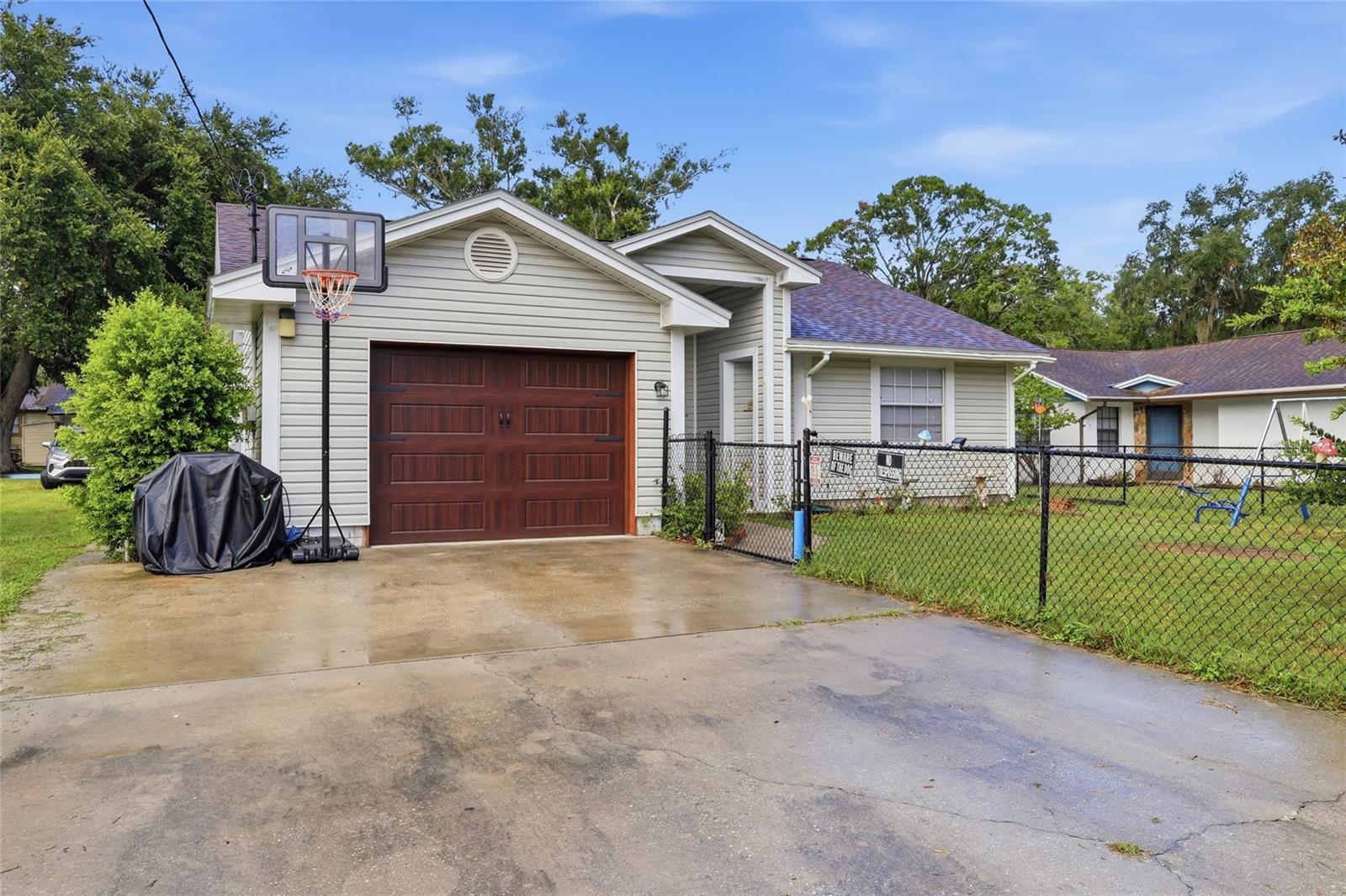 1405 Frances, Plant City, FL 33563