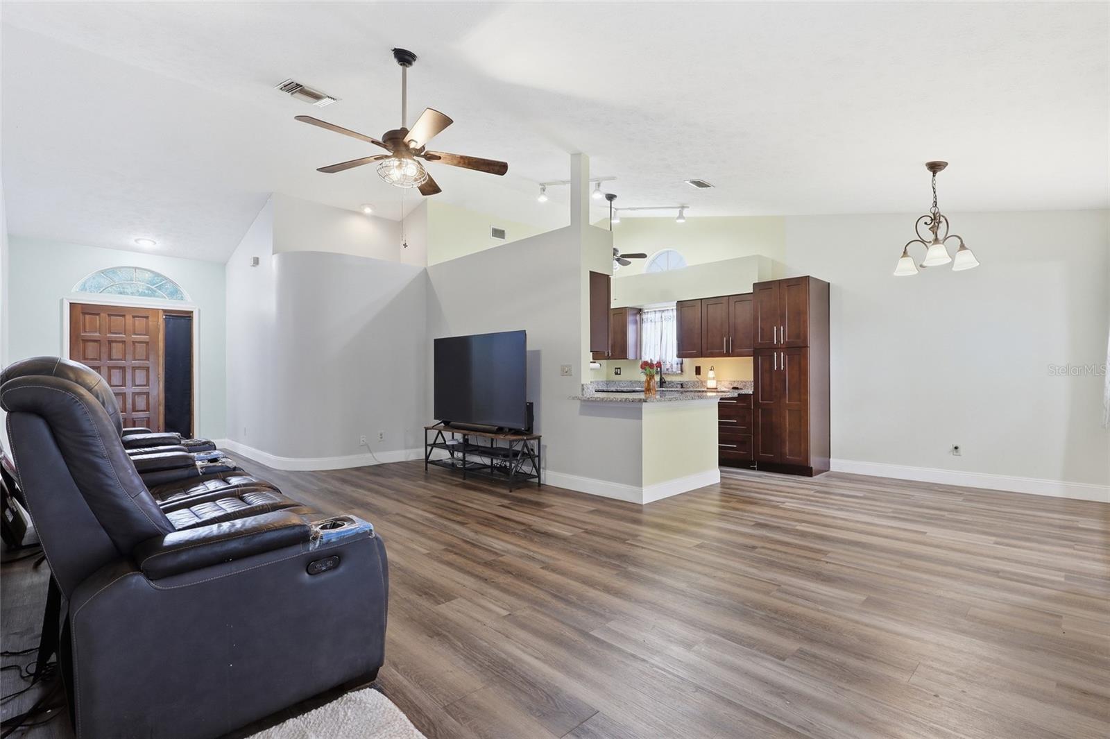 1405 Frances, Plant City, FL 33563