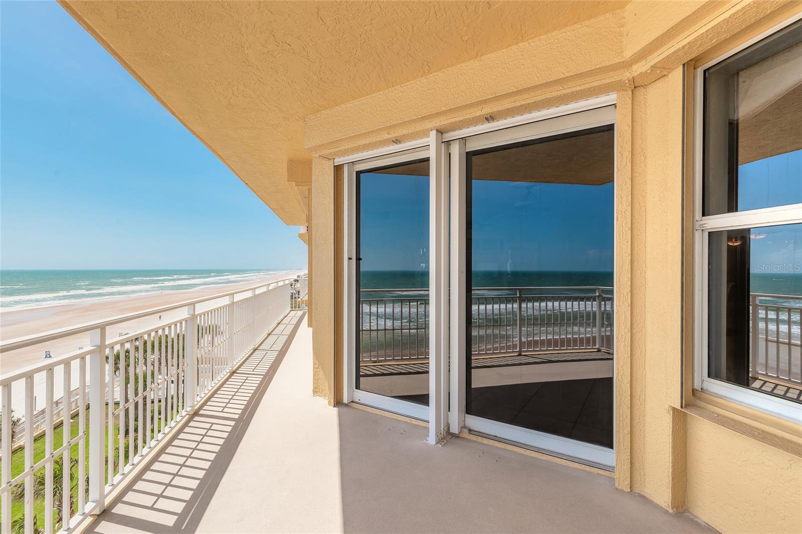 2300 Atlantic Unit 301, Daytona Beach, FL 32118