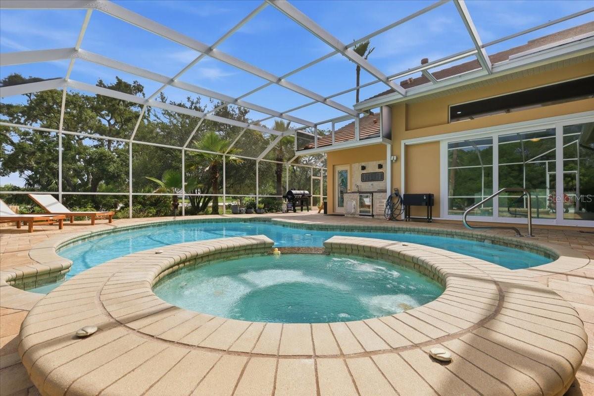 9161 Southern Comfort, Weeki Wachee, FL 34613