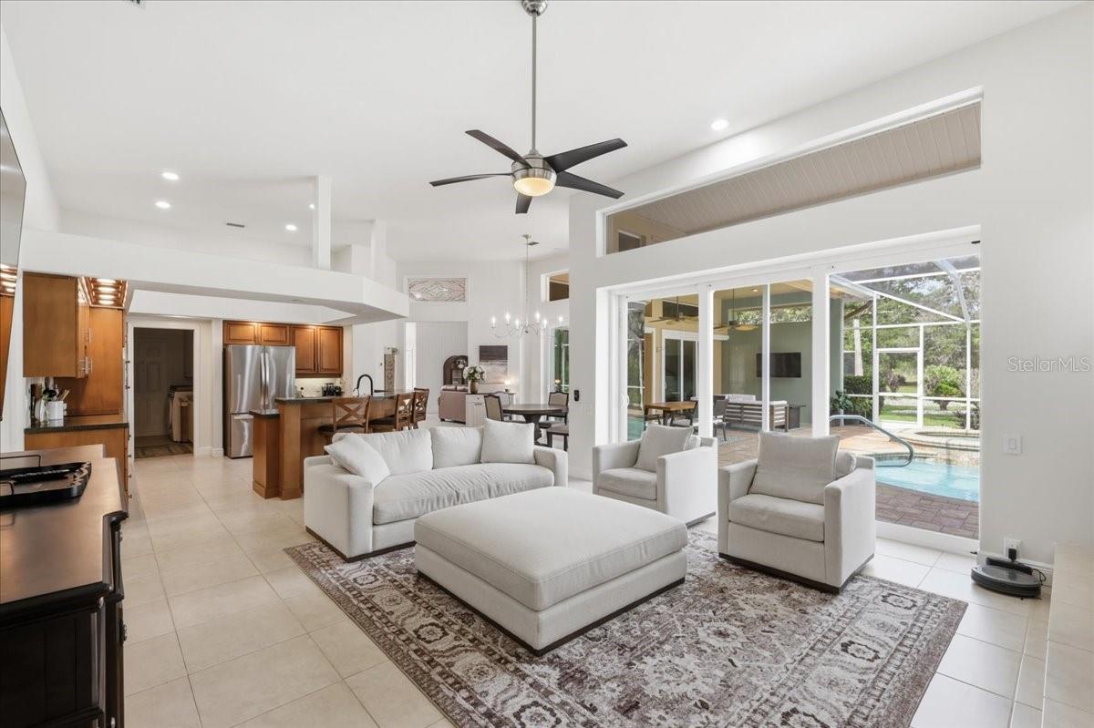 9161 Southern Comfort, Weeki Wachee, FL 34613