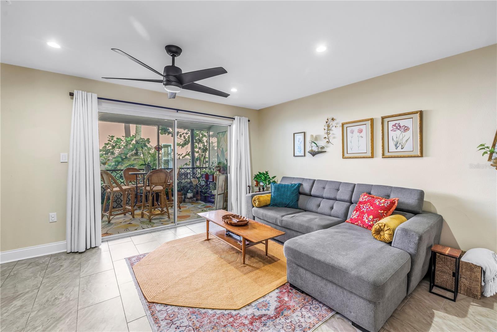 3595 41st Unit D, St Petersburg, FL 33711