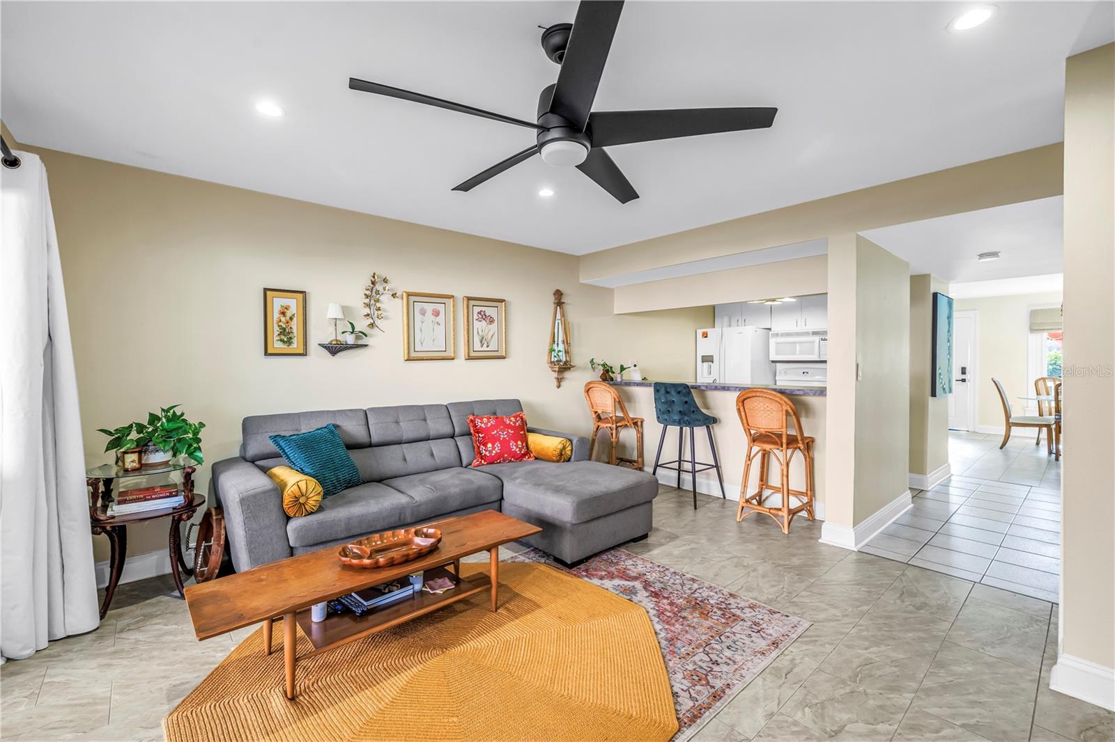 3595 41st Unit D, St Petersburg, FL 33711