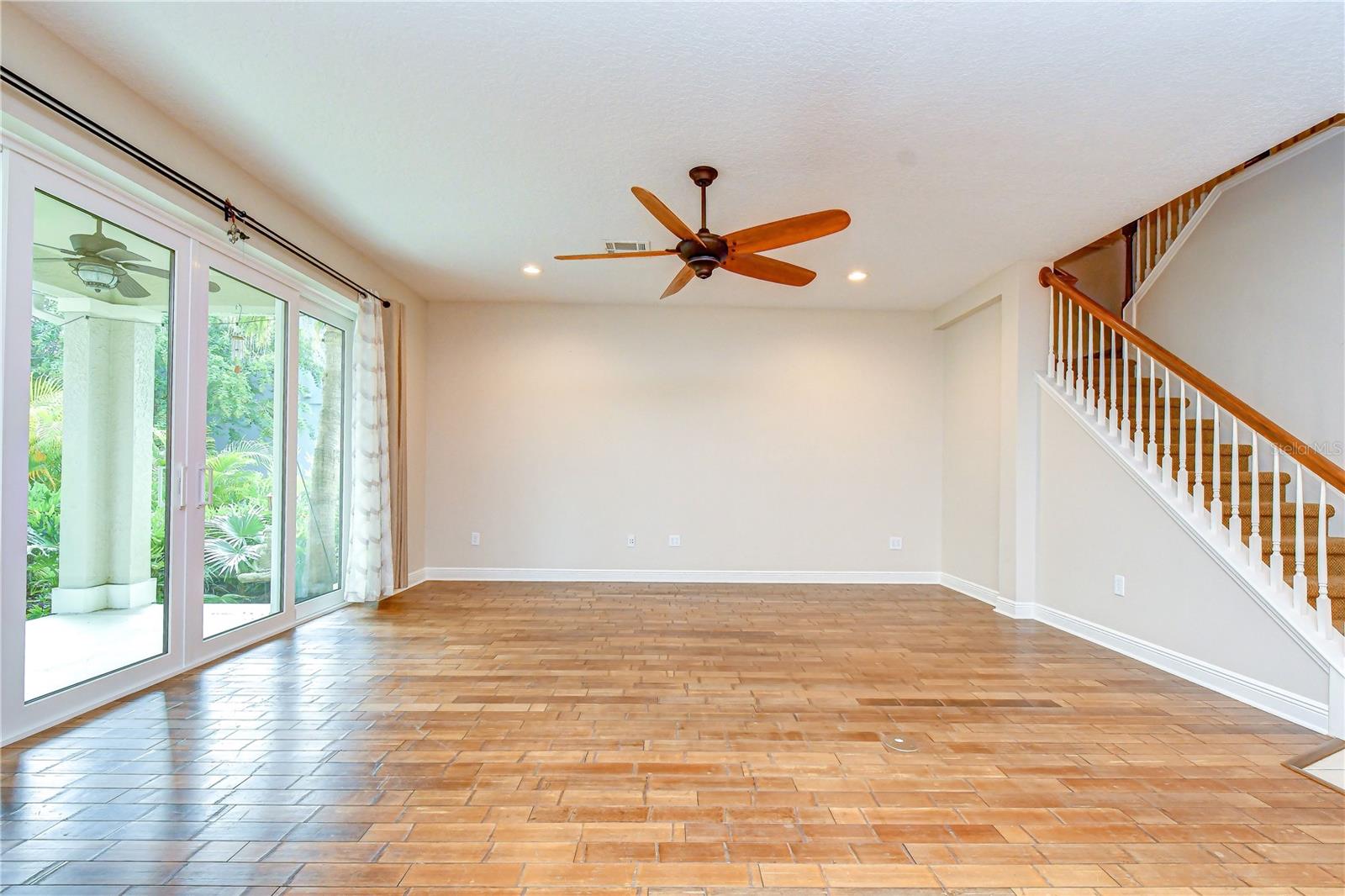 6135 Churchside, Lithia, FL 33547