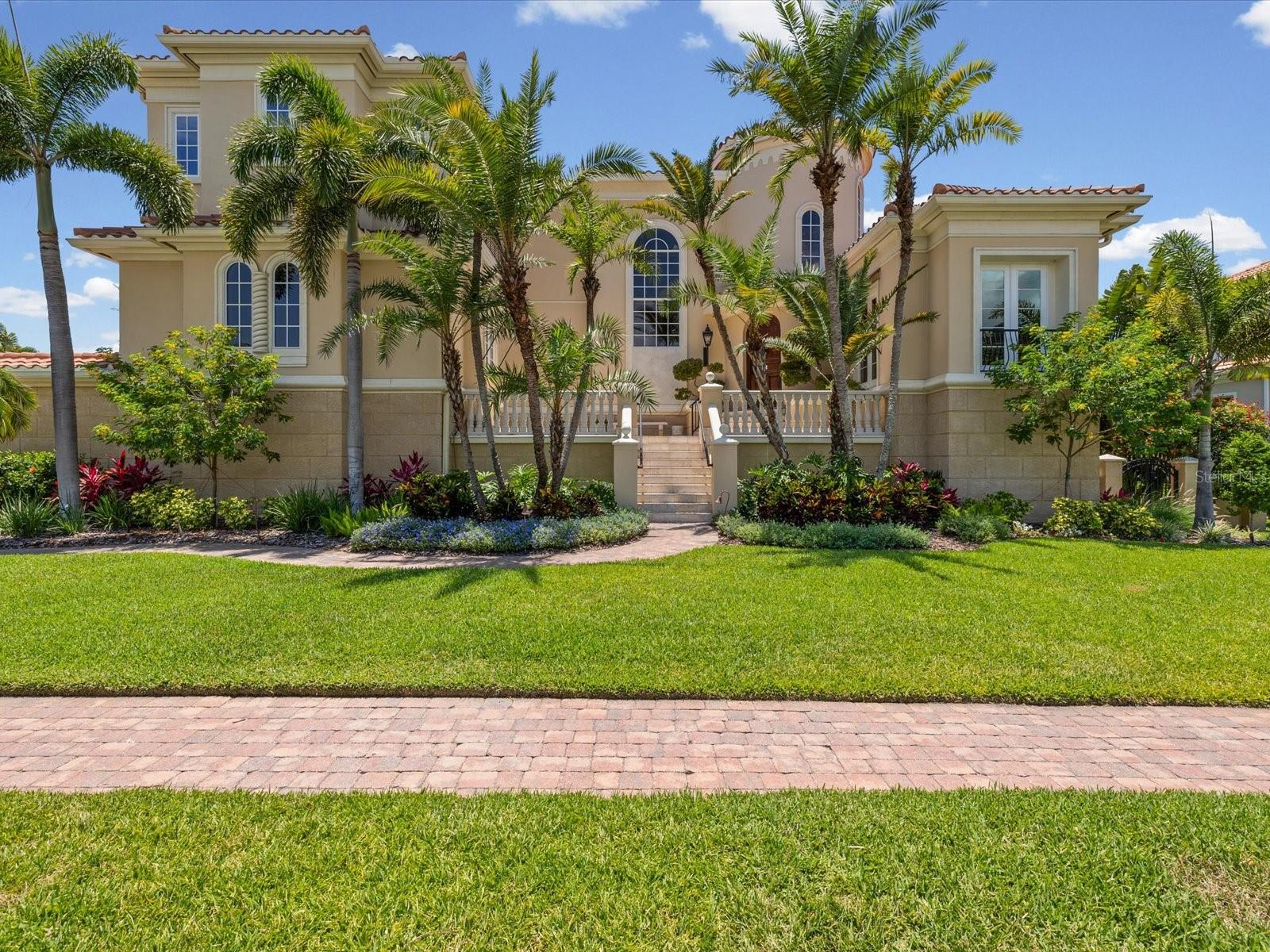 6224 Pasadena Point, Gulfport, FL 33707