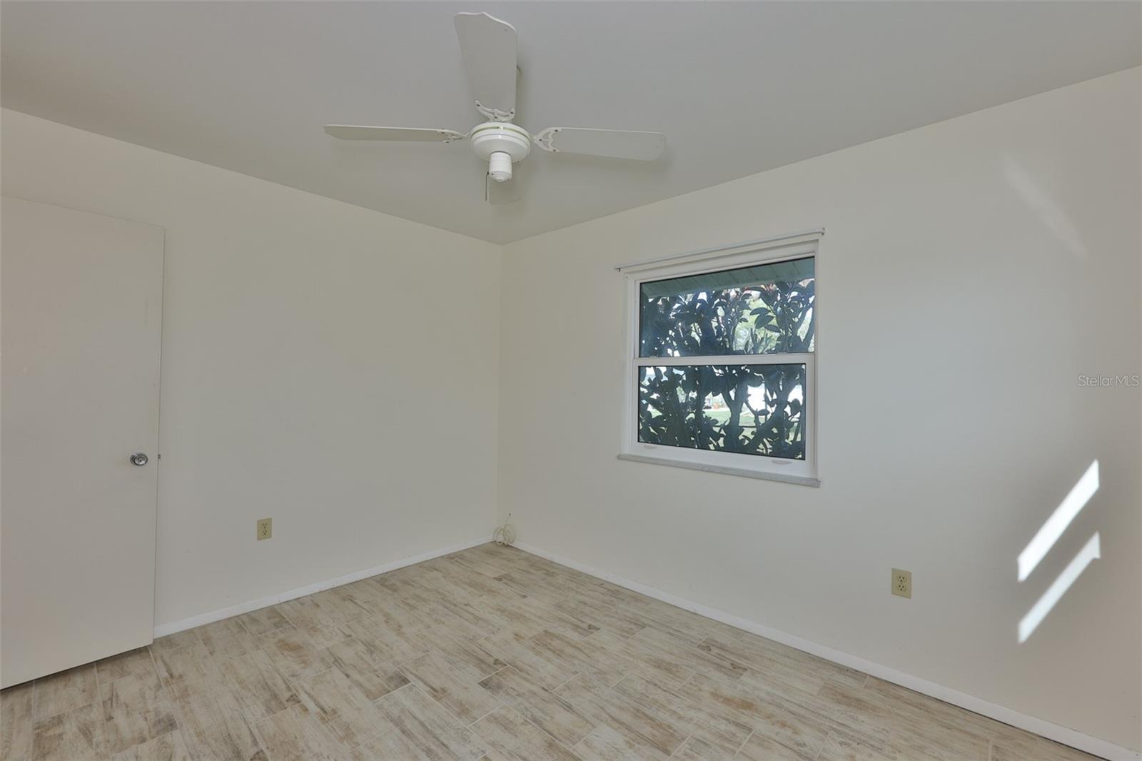 1216 Valley Forge, Sun City Center, FL 33573
