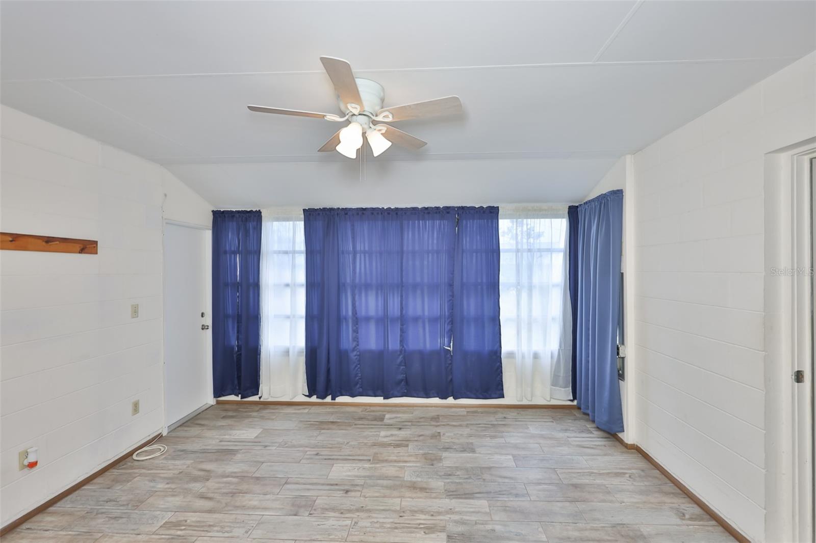1216 Valley Forge, Sun City Center, FL 33573