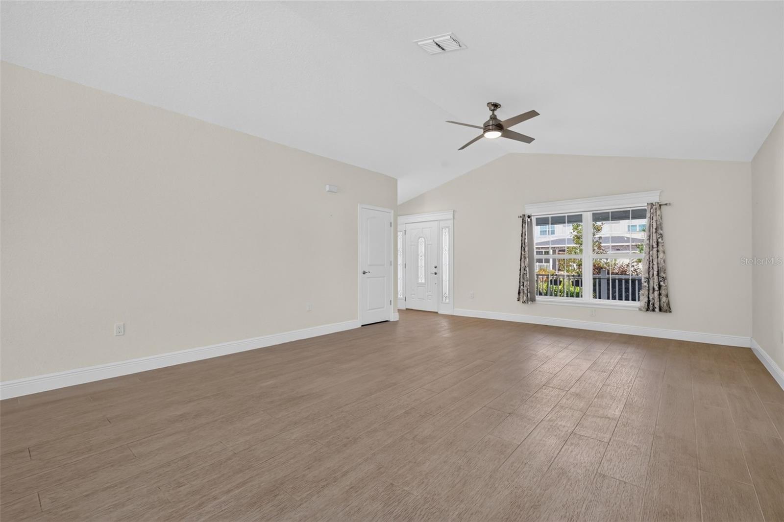 12591 49th, Oxford, FL 34484