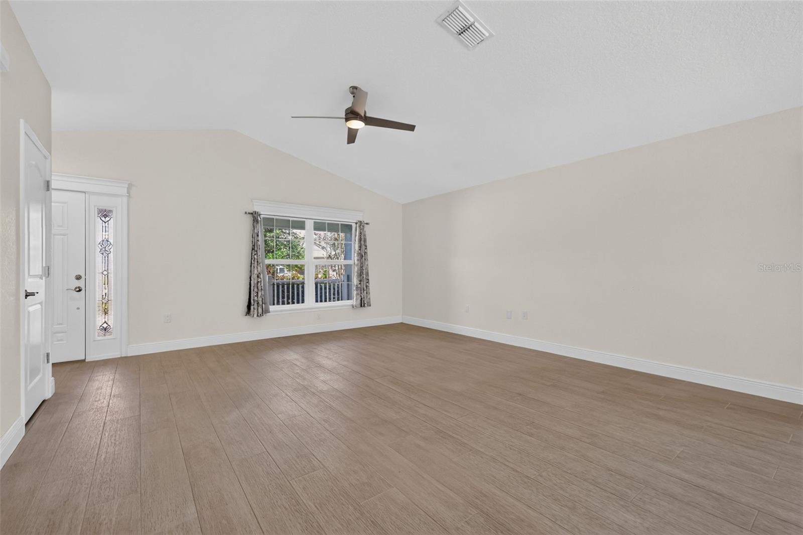 12591 49th, Oxford, FL 34484