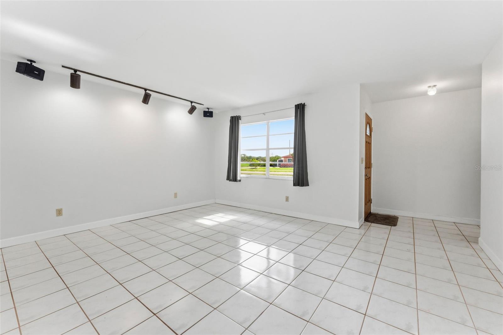611 Tangerine, Oldsmar, FL 34677
