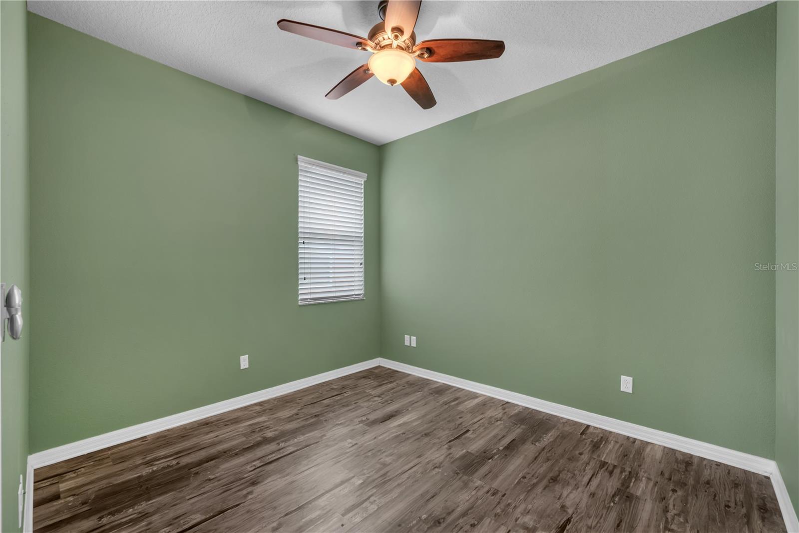 710 Parker Den, Ruskin, FL 33570