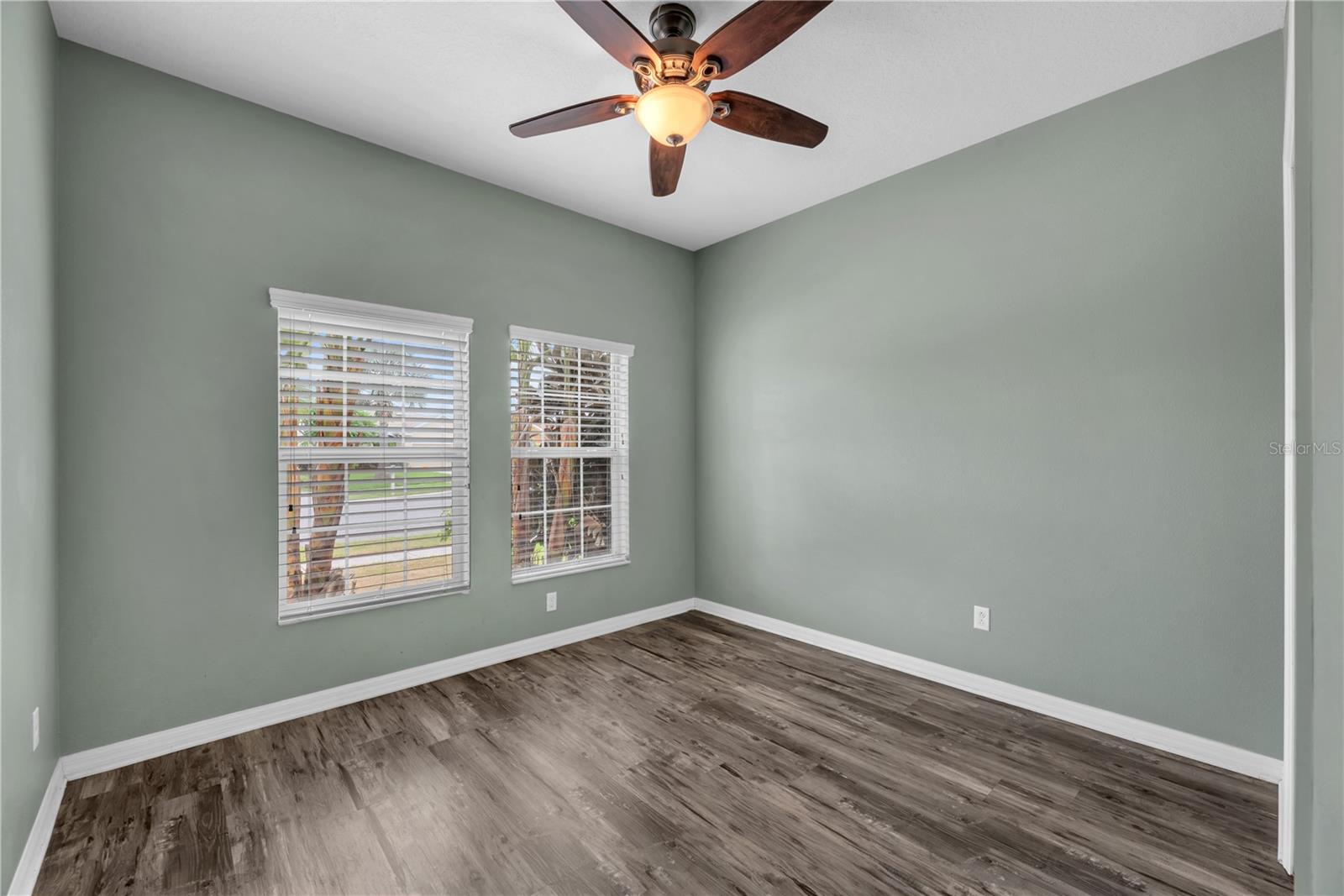710 Parker Den, Ruskin, FL 33570