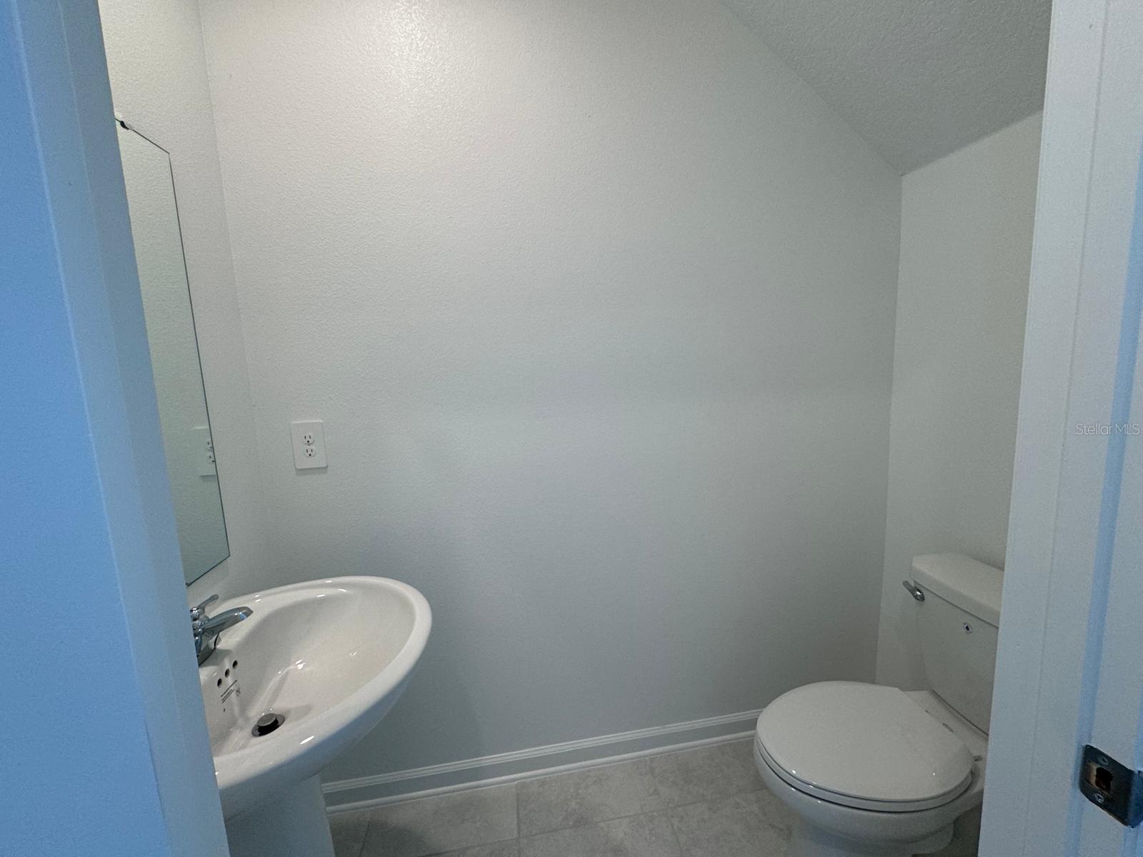 1033 Waterfall, Davenport, FL 33837