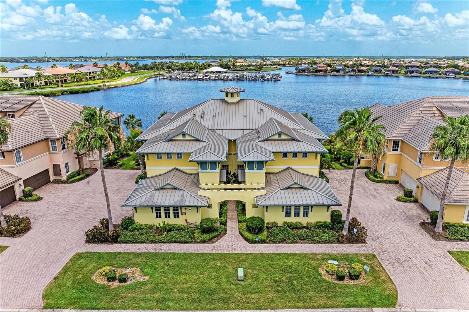1121 Riverscape Unit 1121, Bradenton, FL 34208