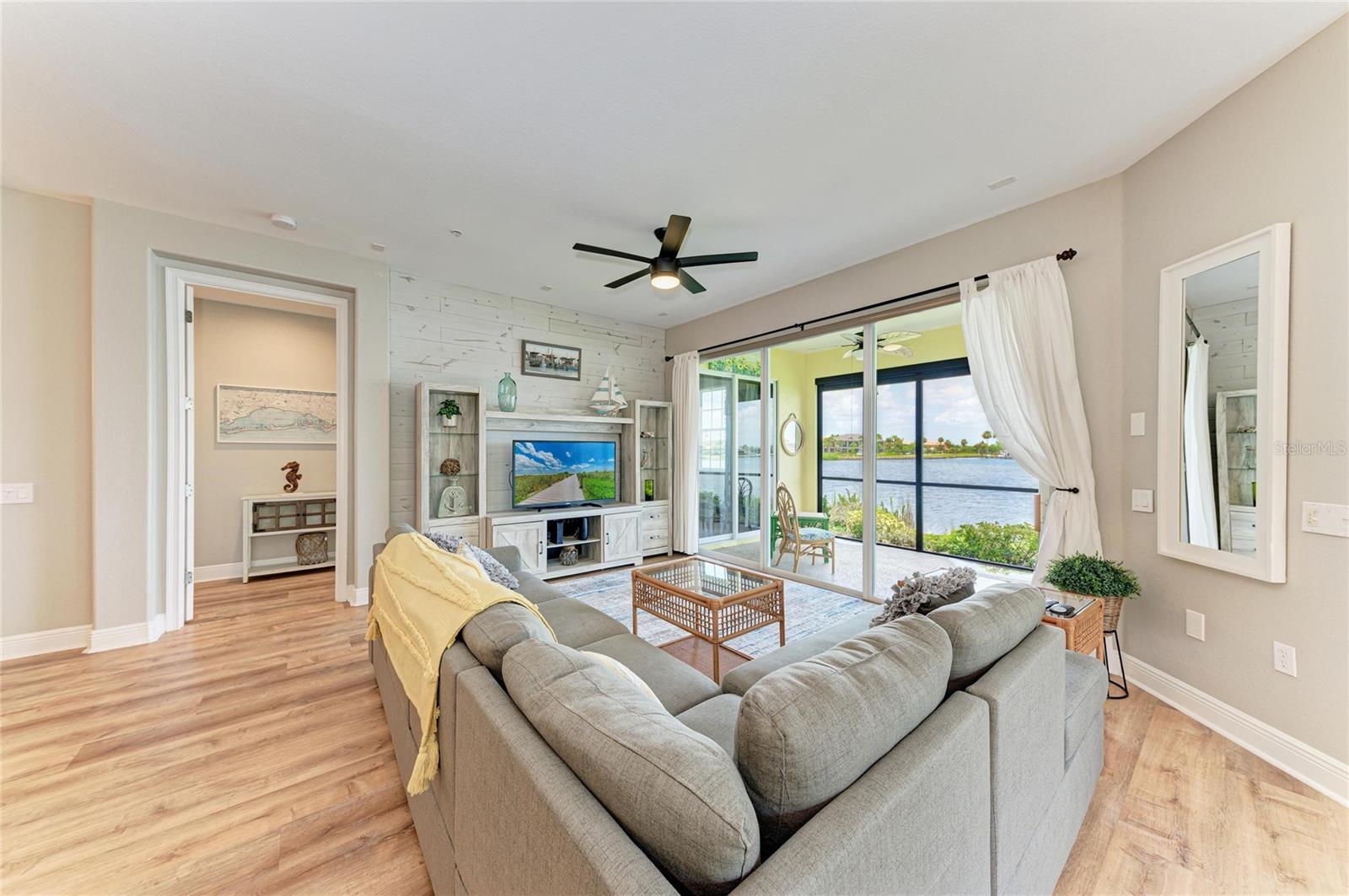 1121 Riverscape Unit 1121, Bradenton, FL 34208
