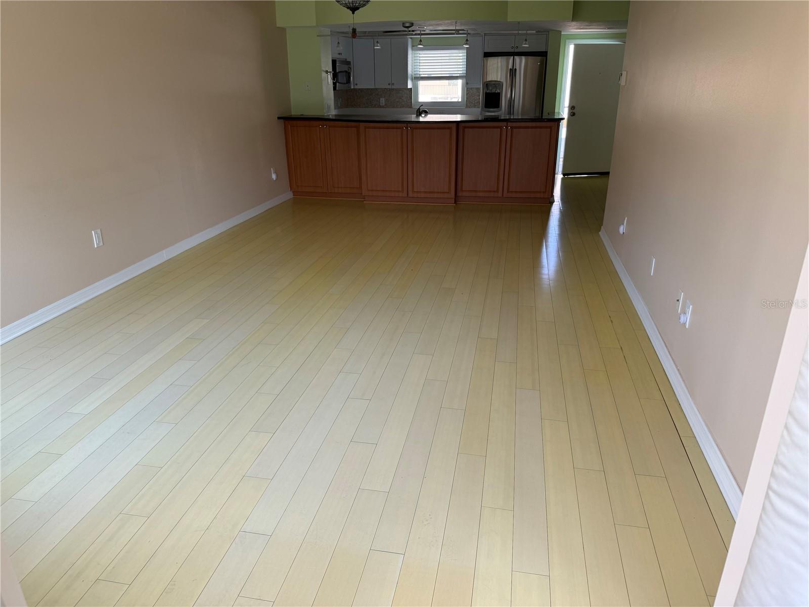 1250 Portofino Unit 202, Sarasota, FL 34242