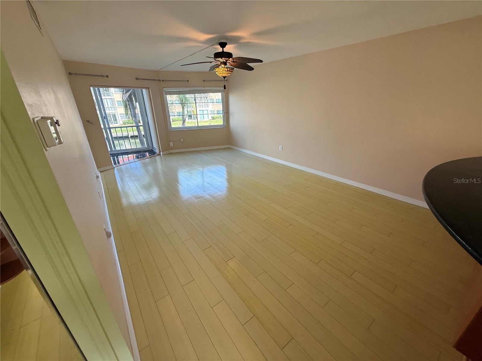 1250 Portofino Unit 202, Sarasota, FL 34242