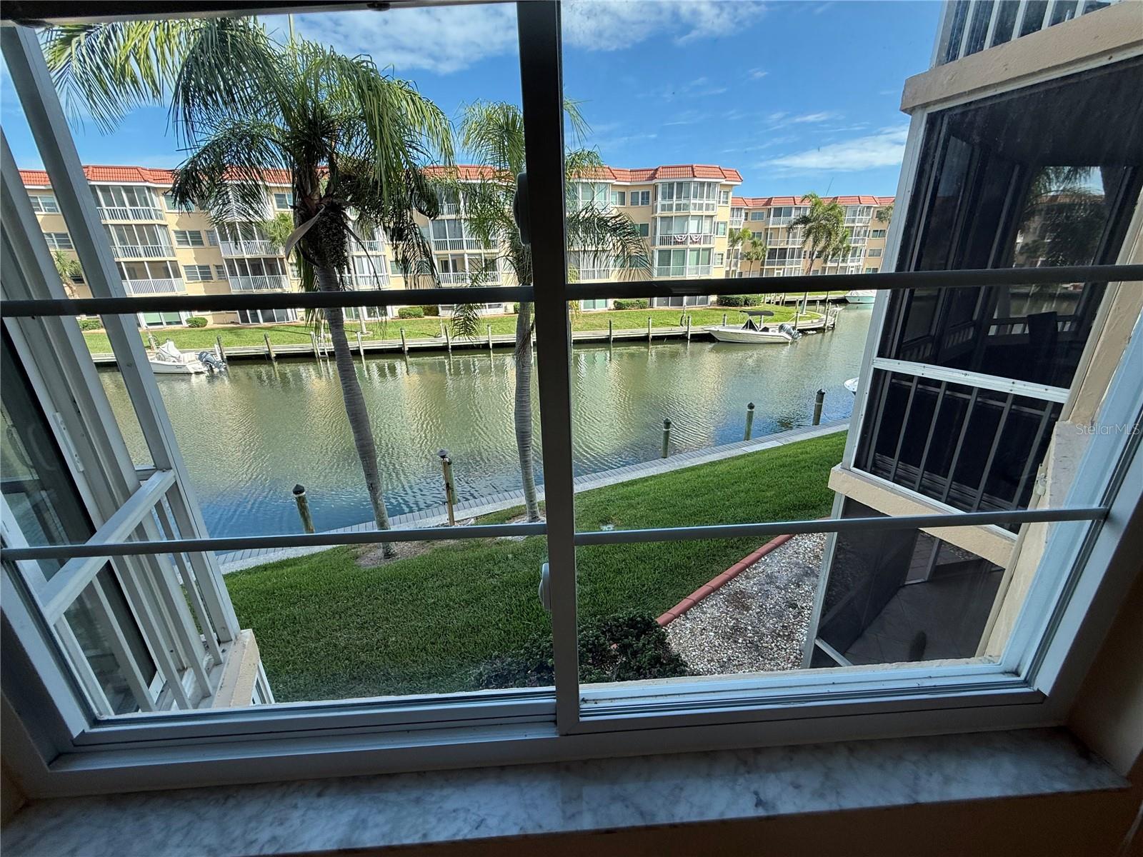 1250 Portofino Unit 202, Sarasota, FL 34242
