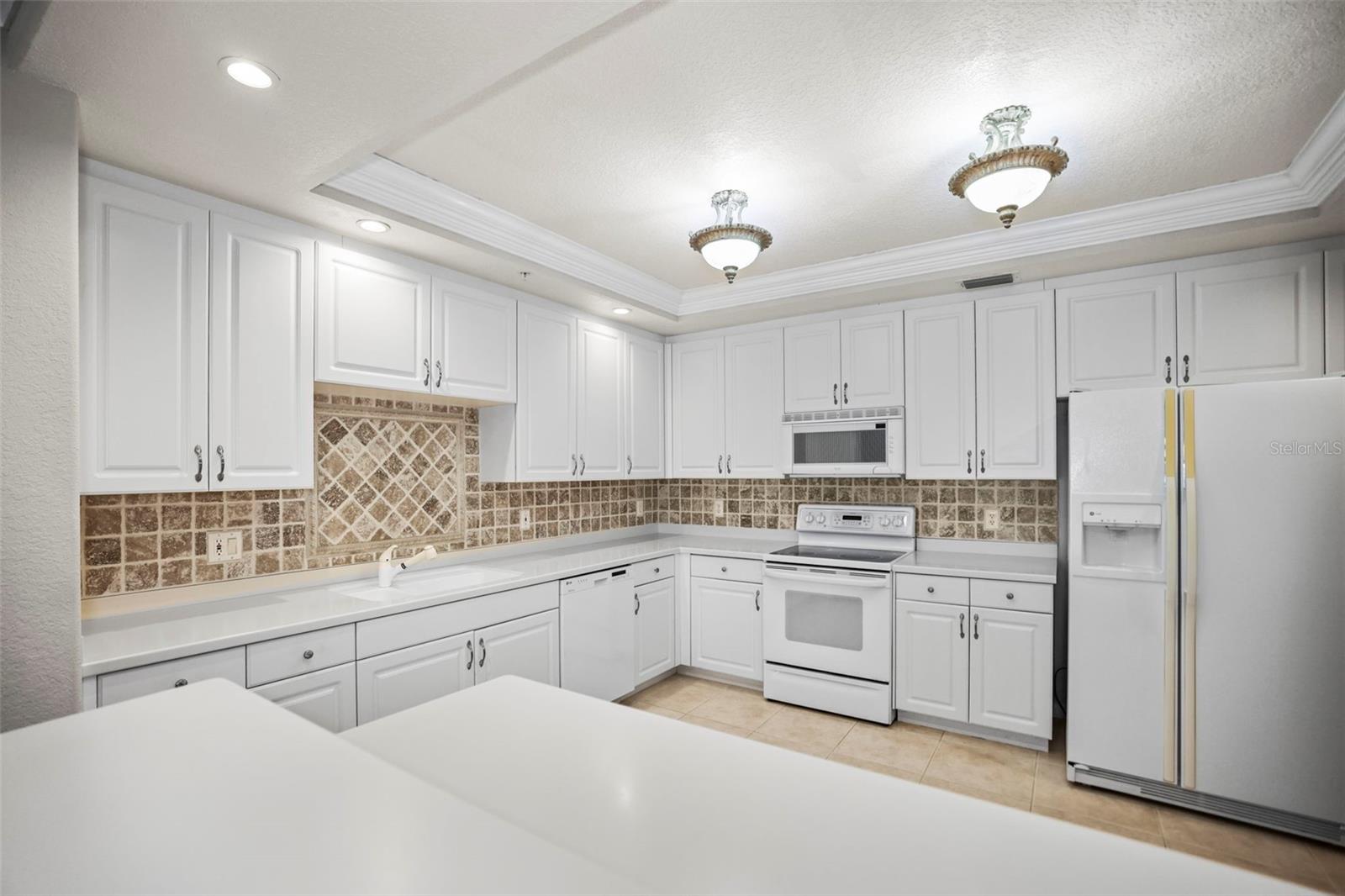 200 121st Unit 103, Treasure Island, FL 33706
