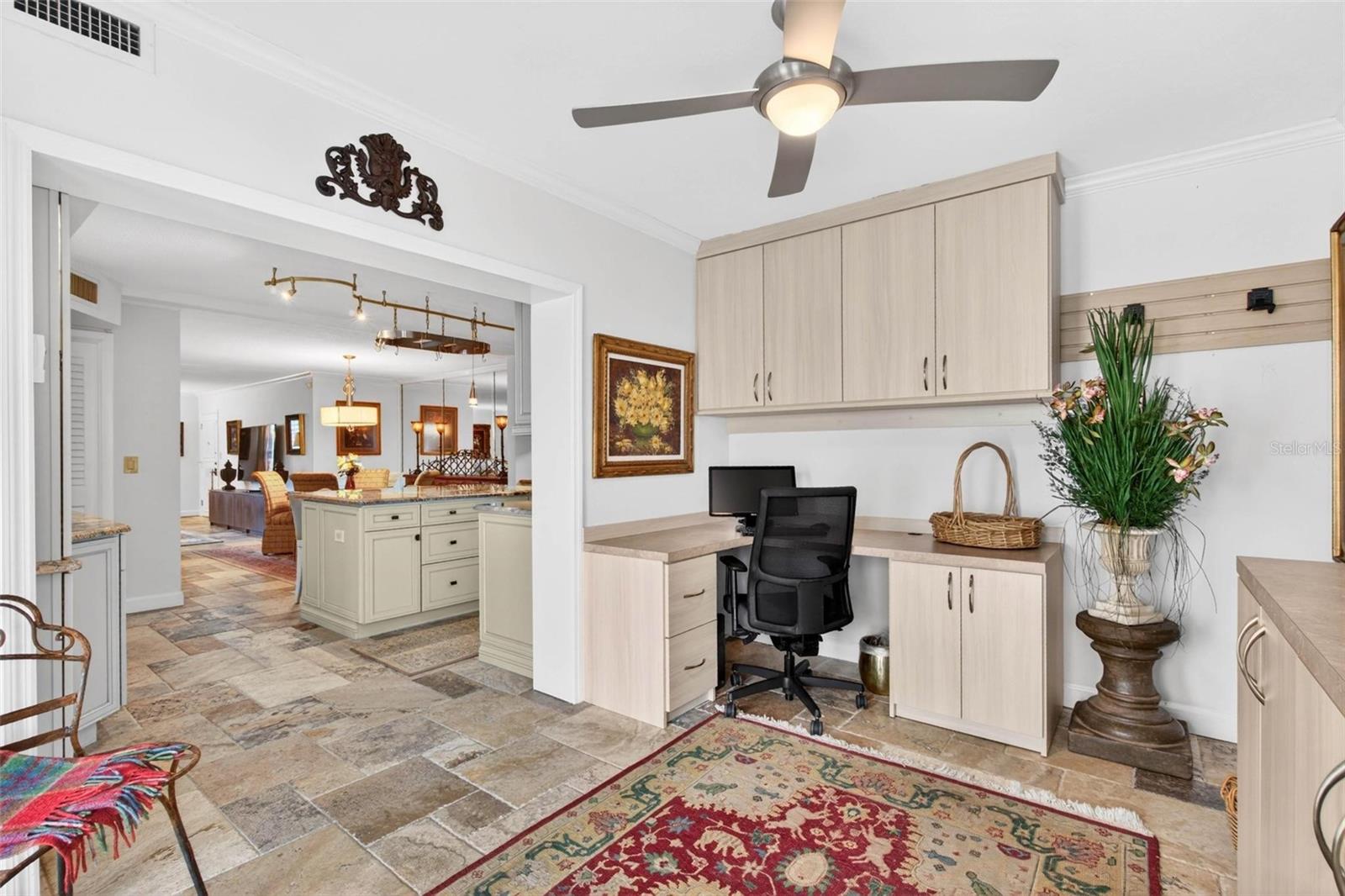 1065 Eden Isle Unit 2, St Petersburg, FL 33704