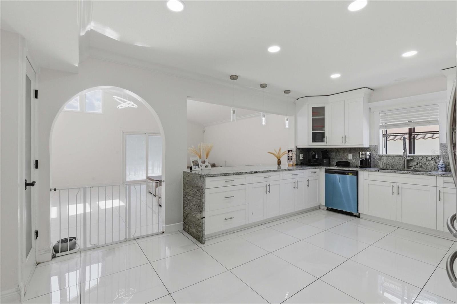 6611 Hale, Tampa, FL 33614
