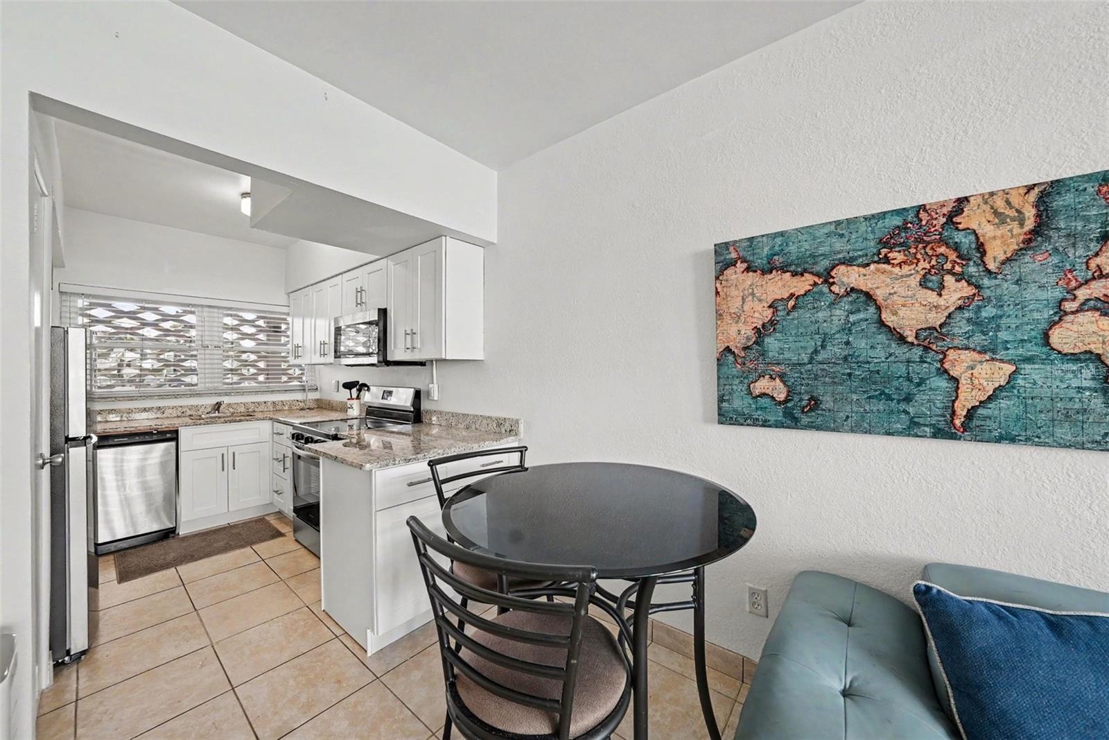 7050 Sunset Unit 11, St Pete Beach, FL 33706