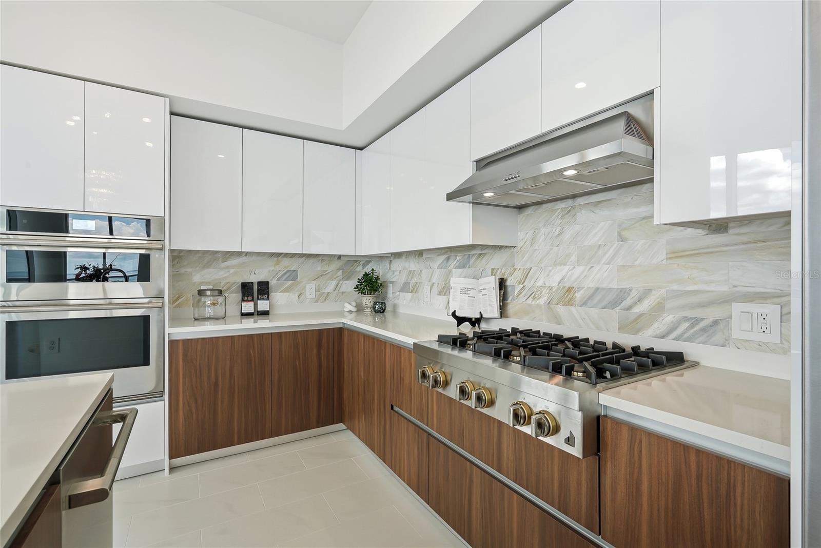 400 Central Unit 1901, St Petersburg, FL 33701