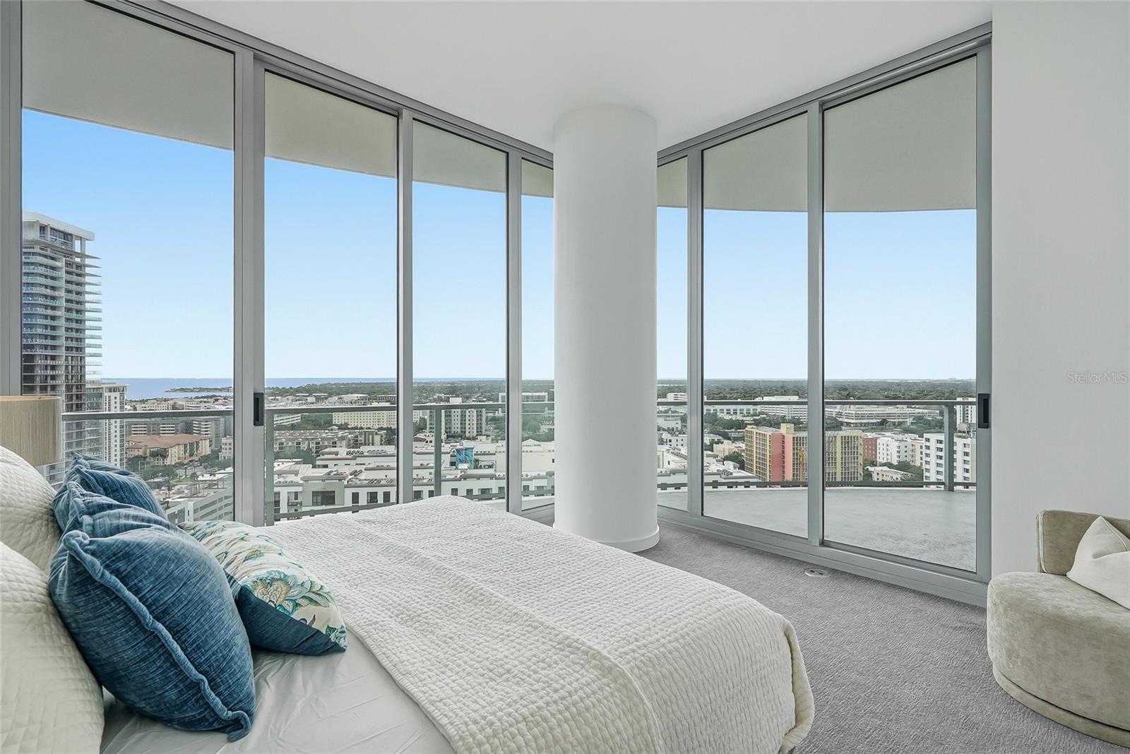 400 Central Unit 1901, St Petersburg, FL 33701