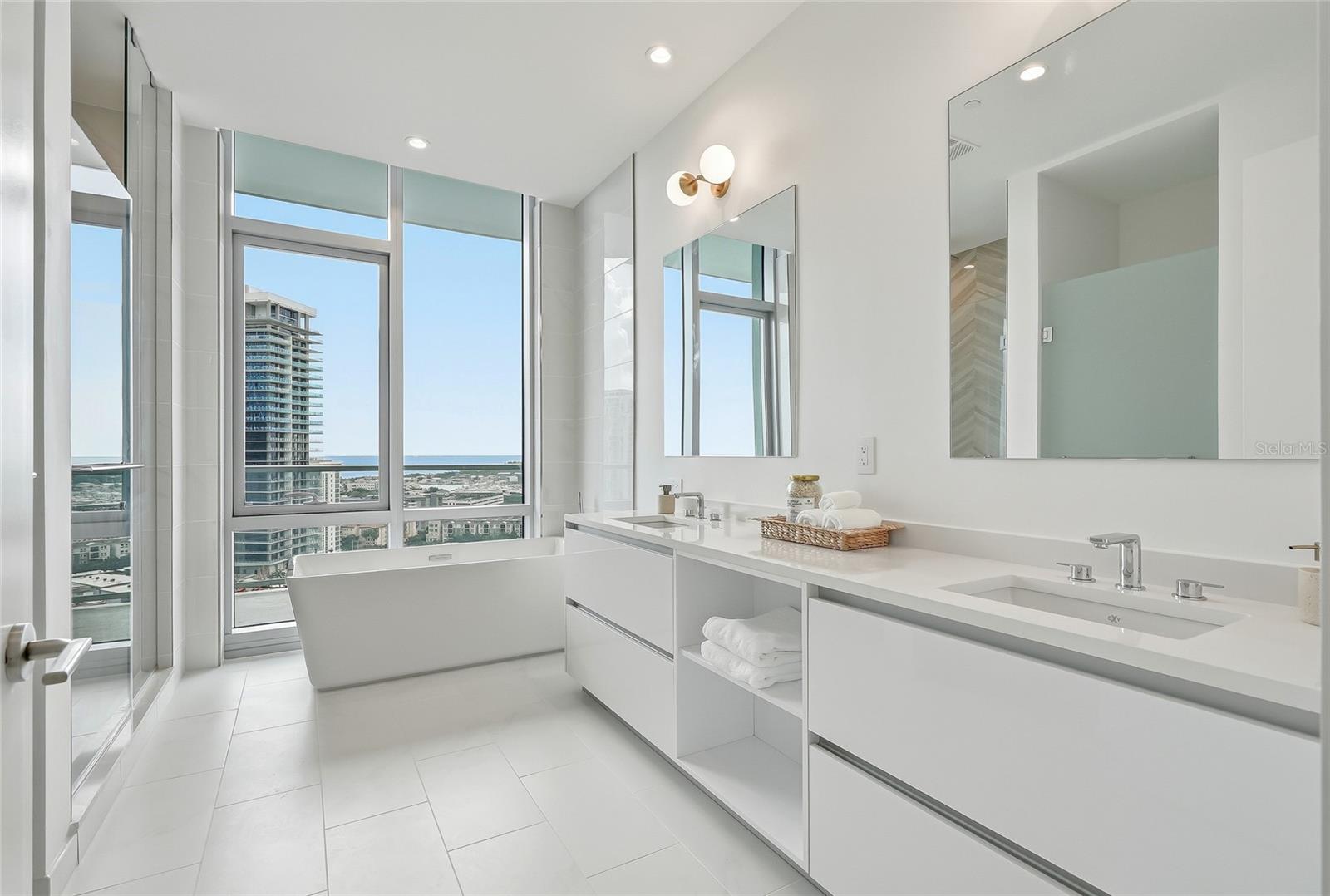 400 Central Unit 1901, St Petersburg, FL 33701