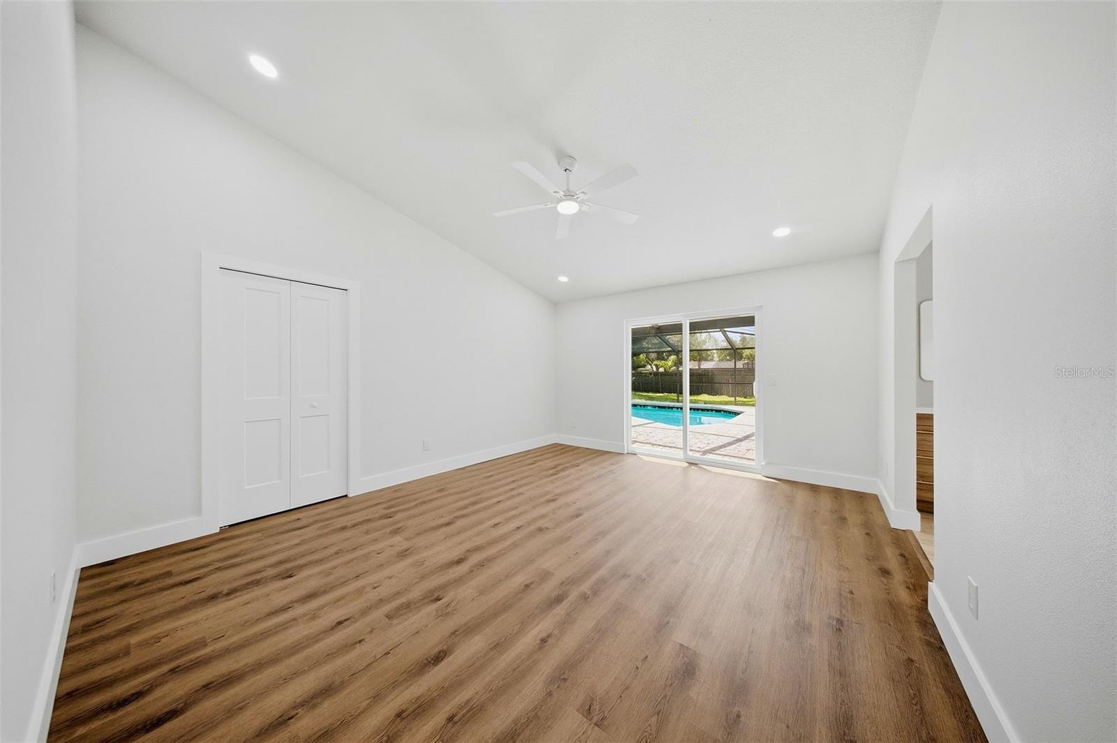 2104 Doefield, Valrico, FL 33596