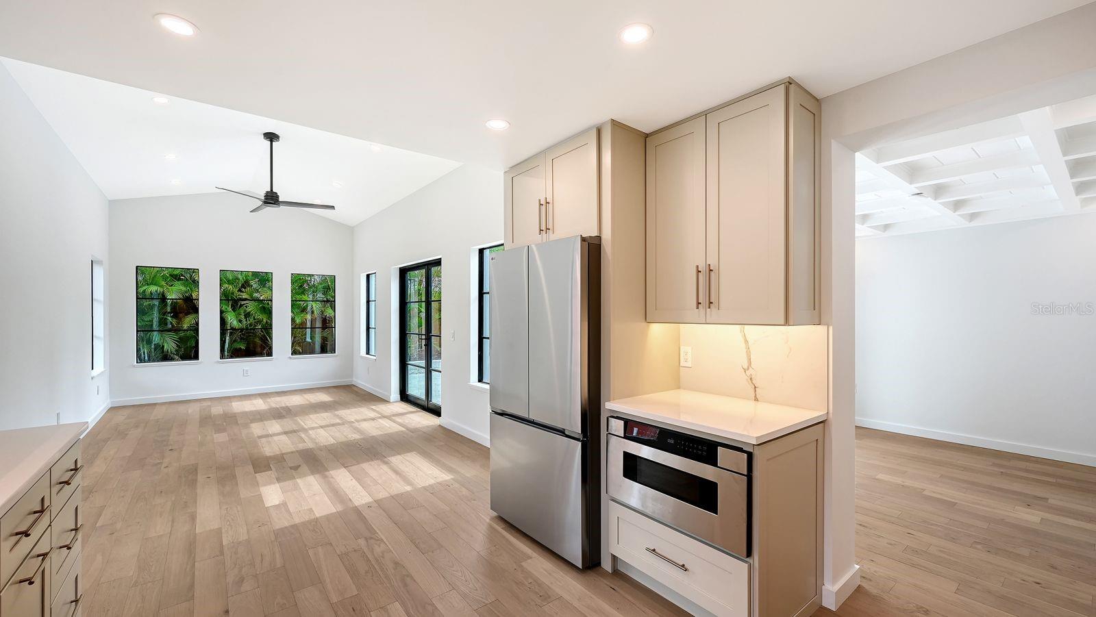 1041 Indian Beach, Sarasota, FL 34234