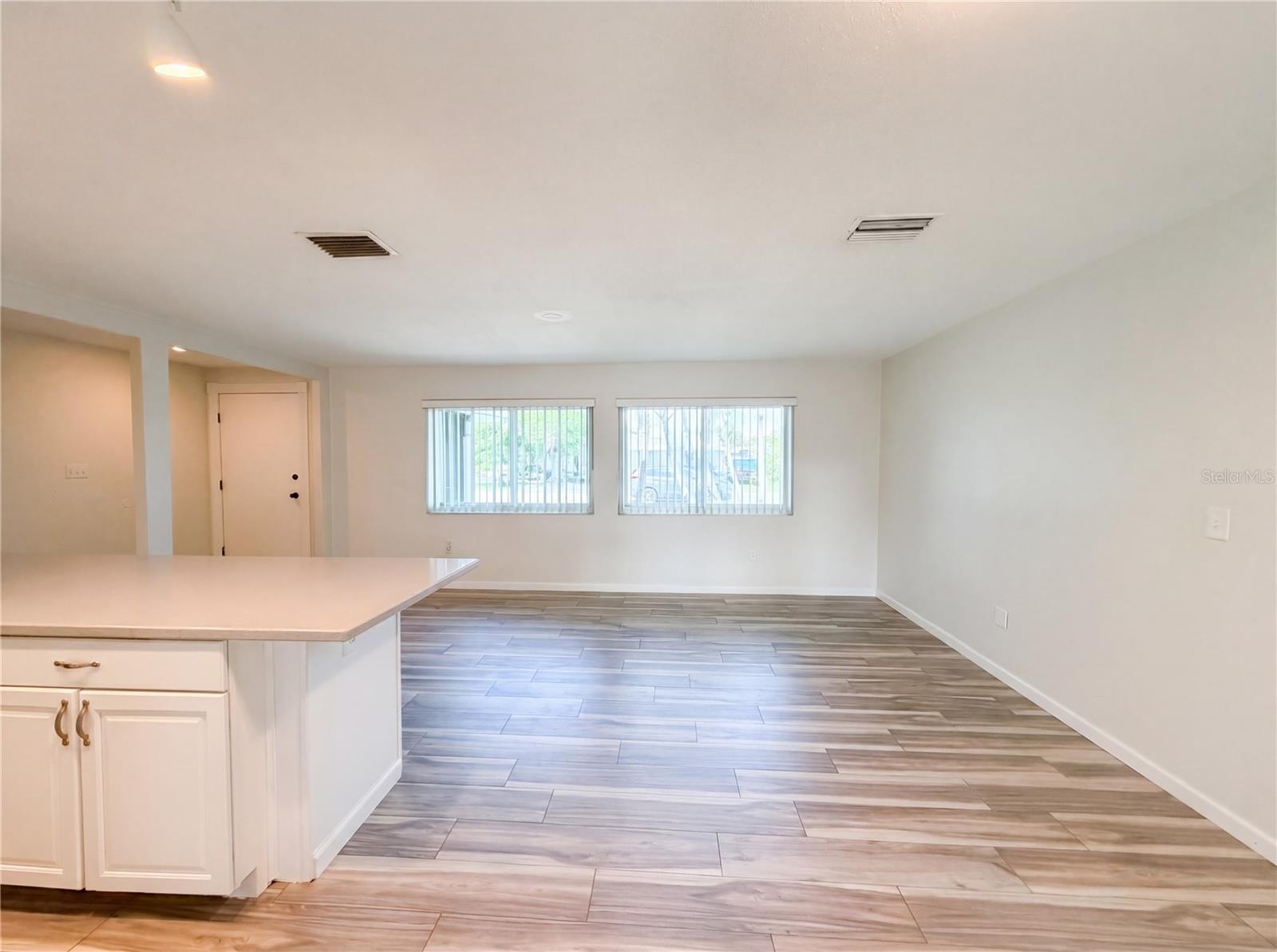 3260 Pinetree, Port Charlotte, FL 33952