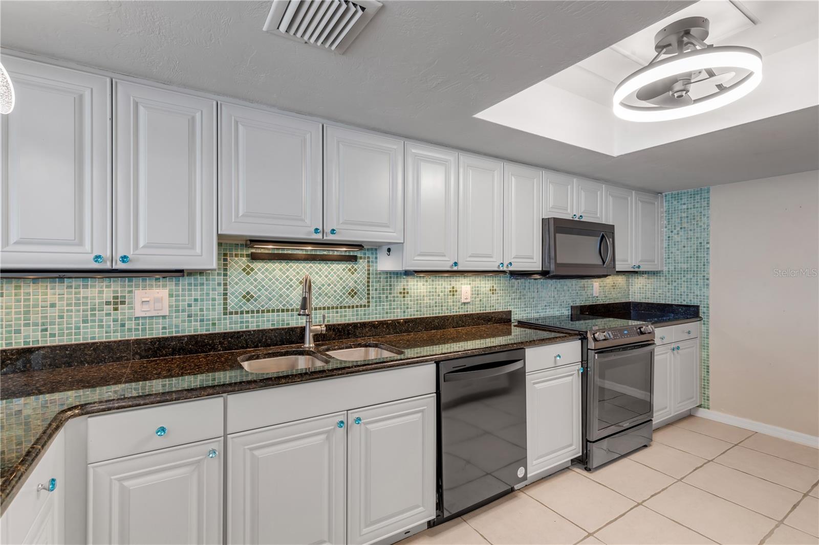 3001 Atlantic Unit 305, New Smyrna Beach, FL 32169