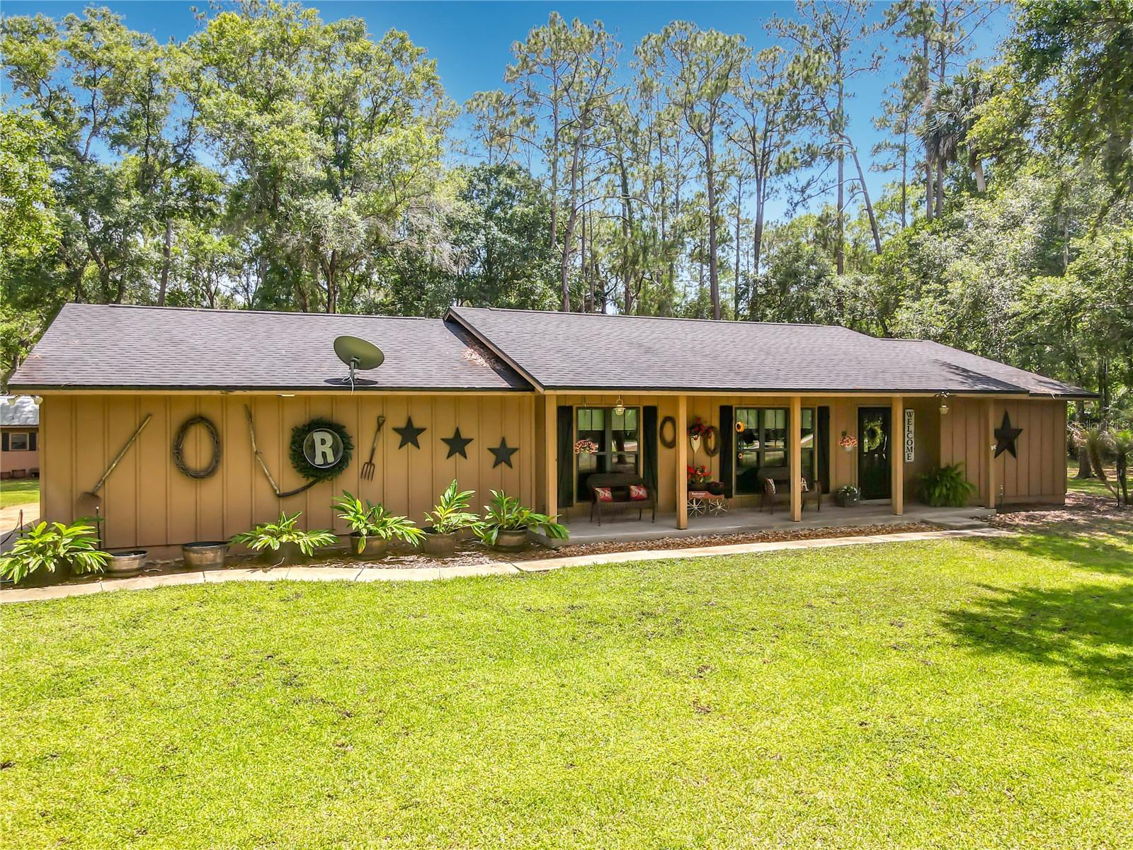 1395 Maytown, Osteen, FL 32764