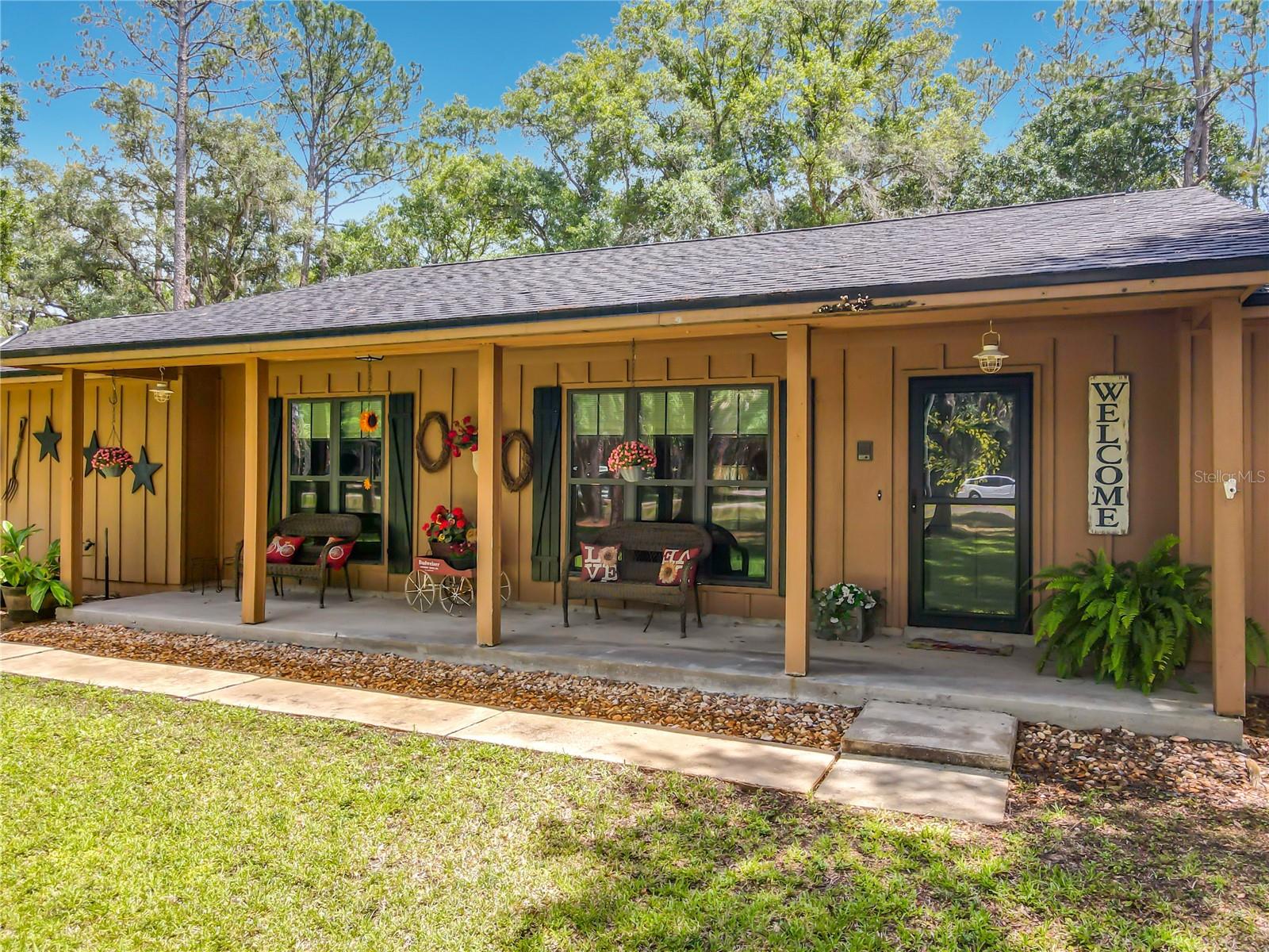 1395 Maytown, Osteen, FL 32764