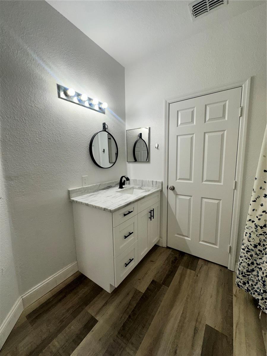 3713 Conroy Unit 1932, Orlando, FL 32839